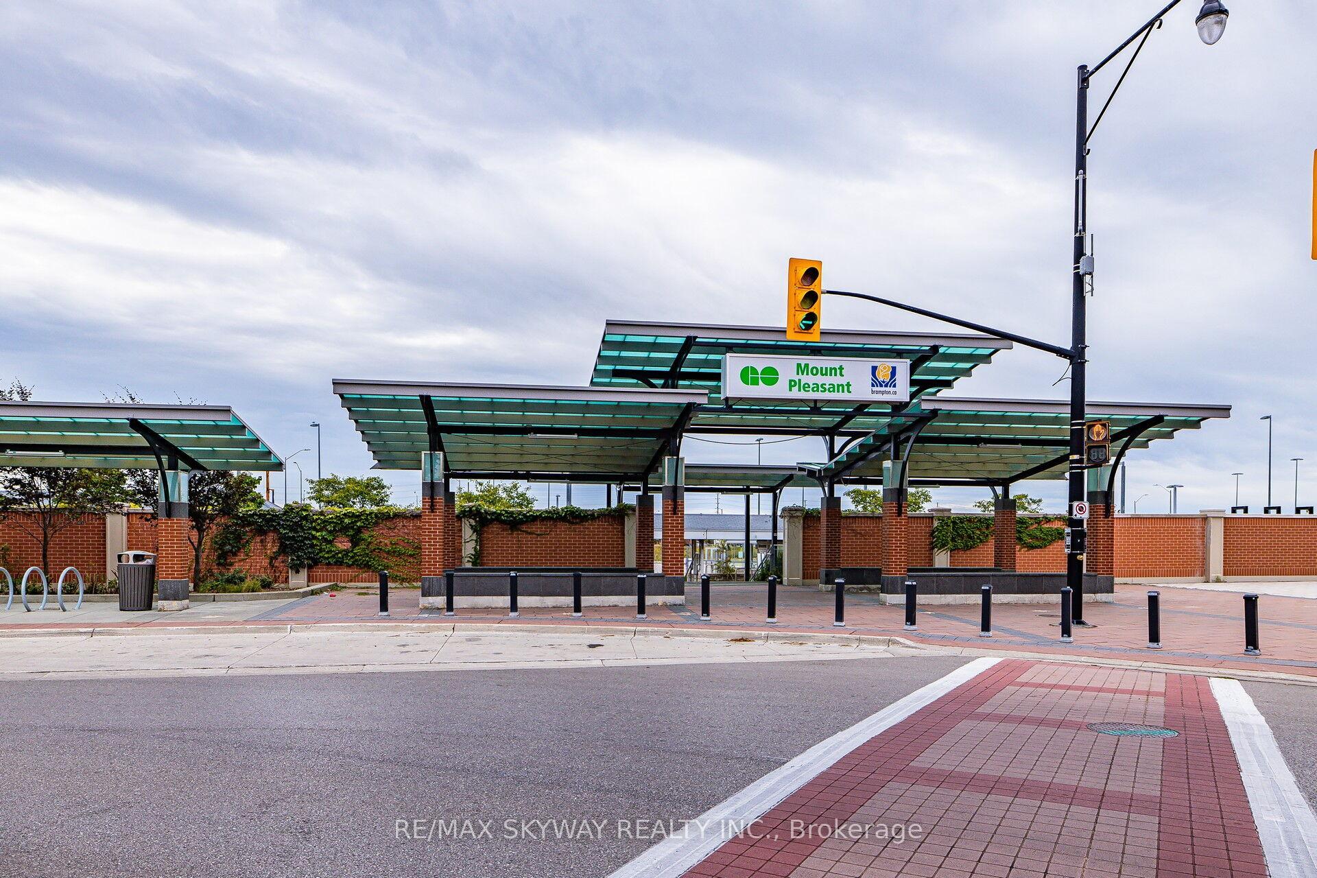 Photo 36 of Unit 10, 200 Veterans Drive, Brampton, Northwest Brampton — HOMEH