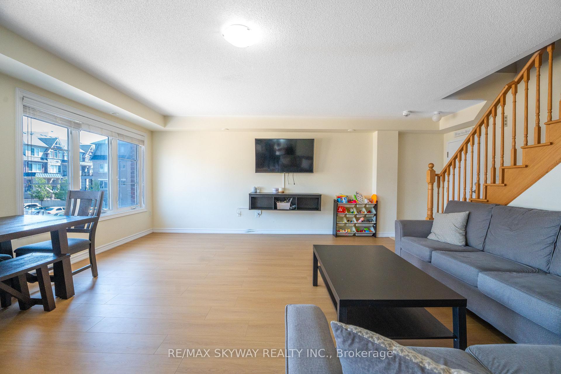 Photo 44 of Unit 10, 200 Veterans Drive, Brampton, Northwest Brampton — HOMEH