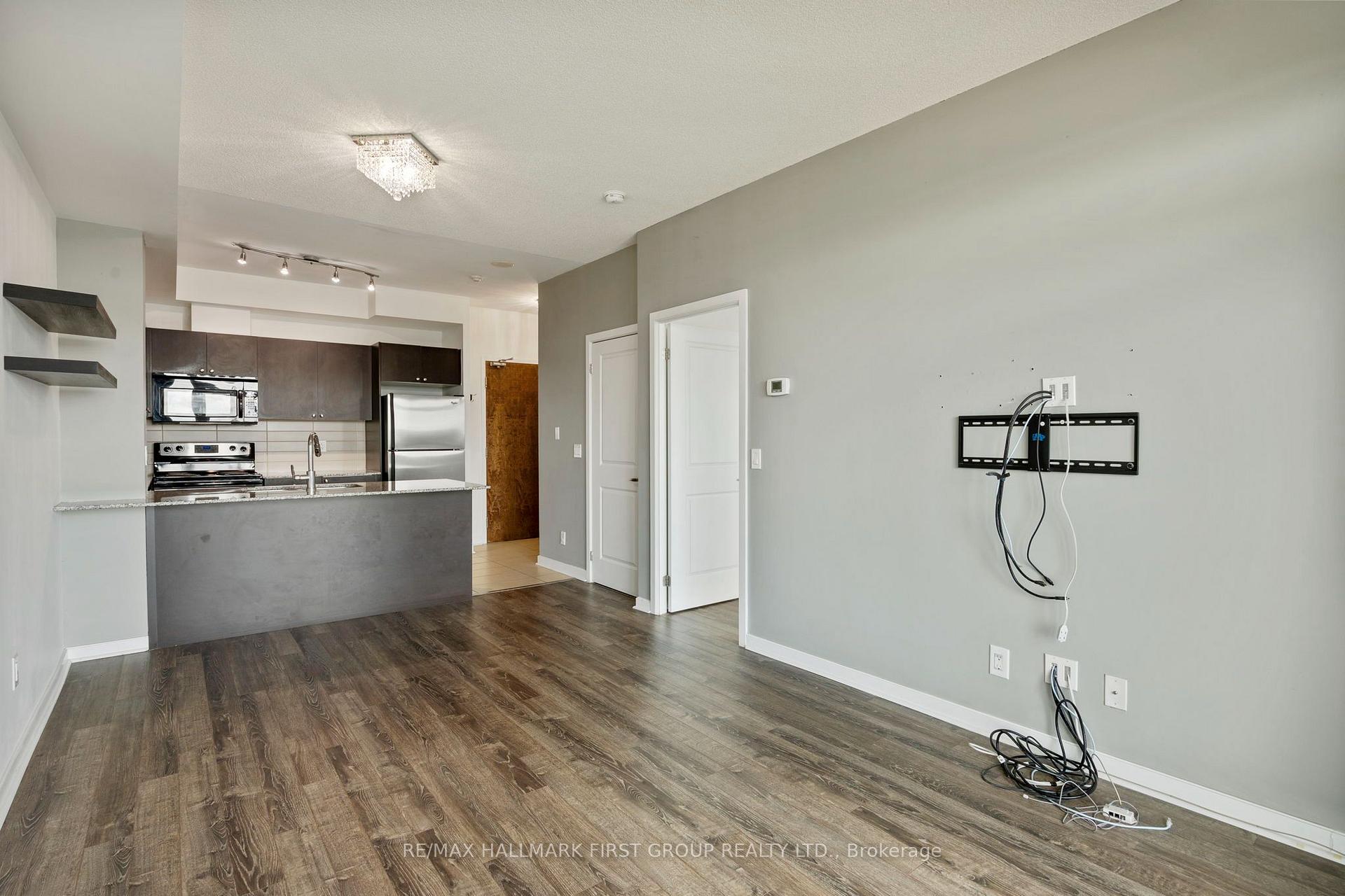 Photo 14 of Unit 1607, 1235 Bayly Street, Pickering, Bay Ridges — HOMEH