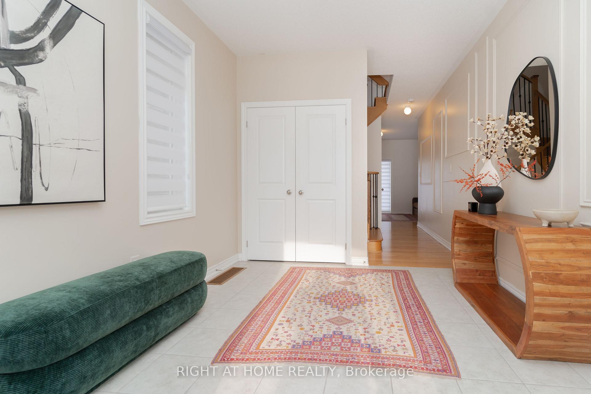 Photo 6 of 12 Globemaster Lane, Richmond Hill, Oak Ridges — HOMEH