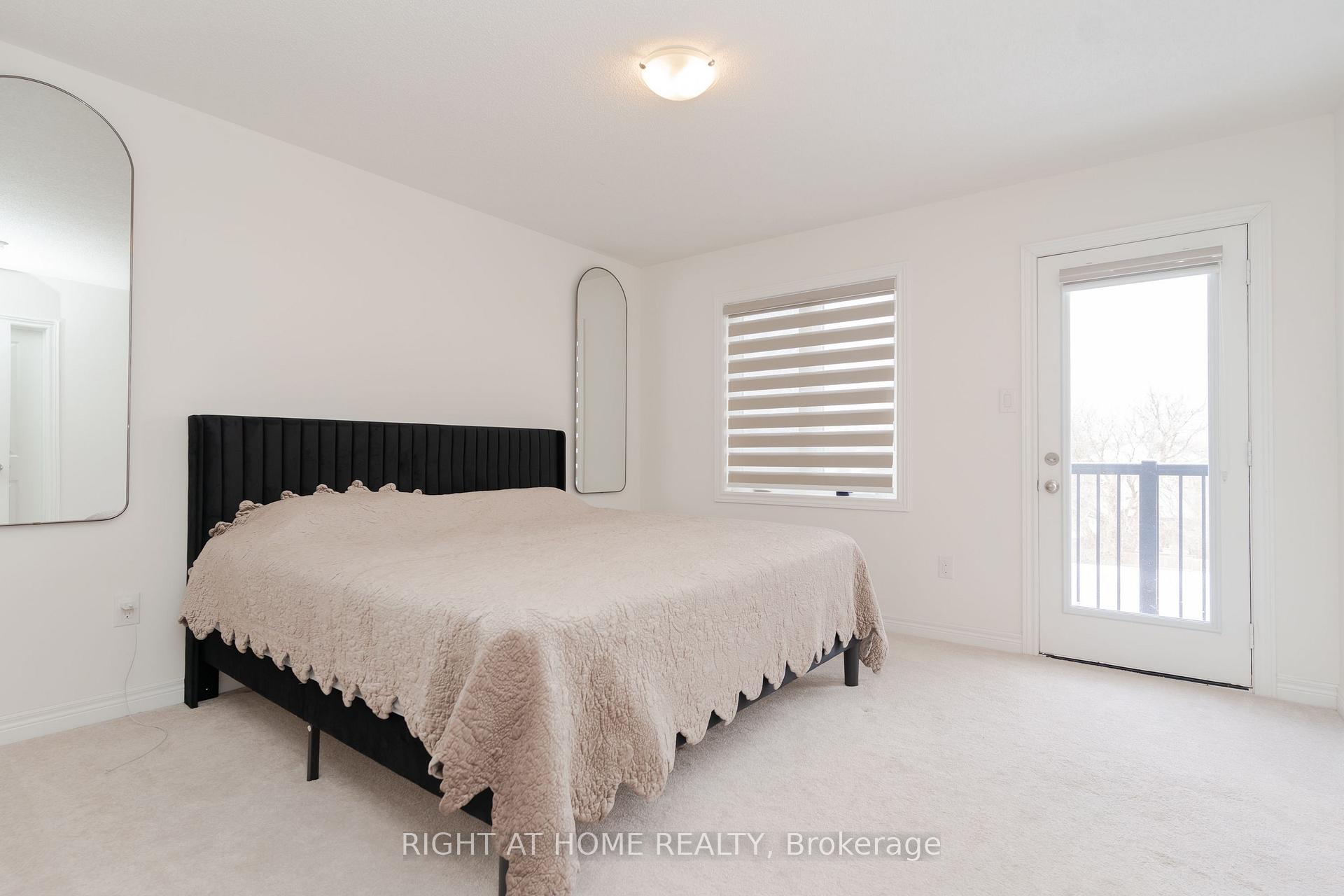 Photo 22 of 12 Globemaster Lane, Richmond Hill, Oak Ridges — HOMEH