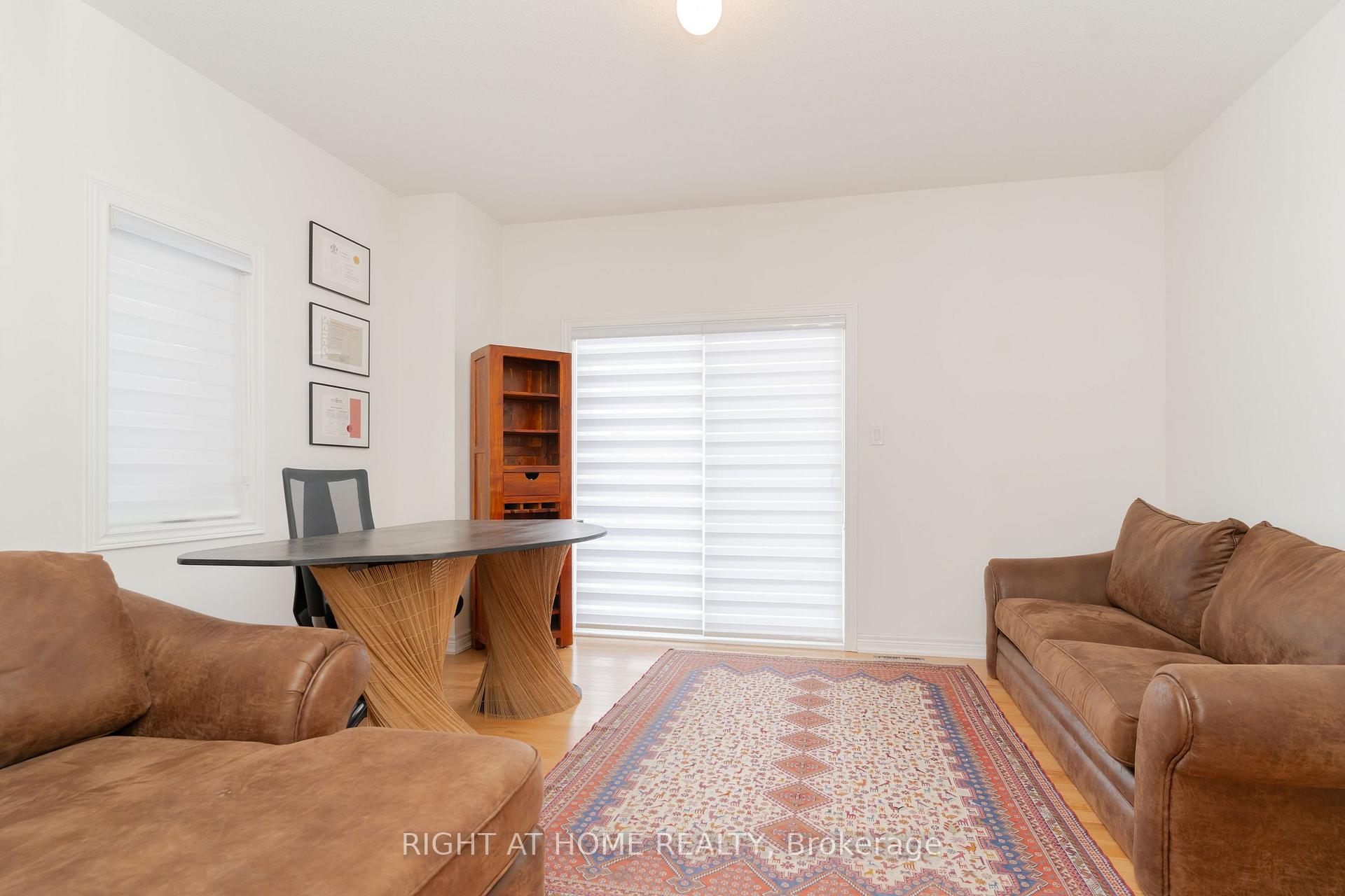 Photo 35 of 12 Globemaster Lane, Richmond Hill, Oak Ridges — HOMEH