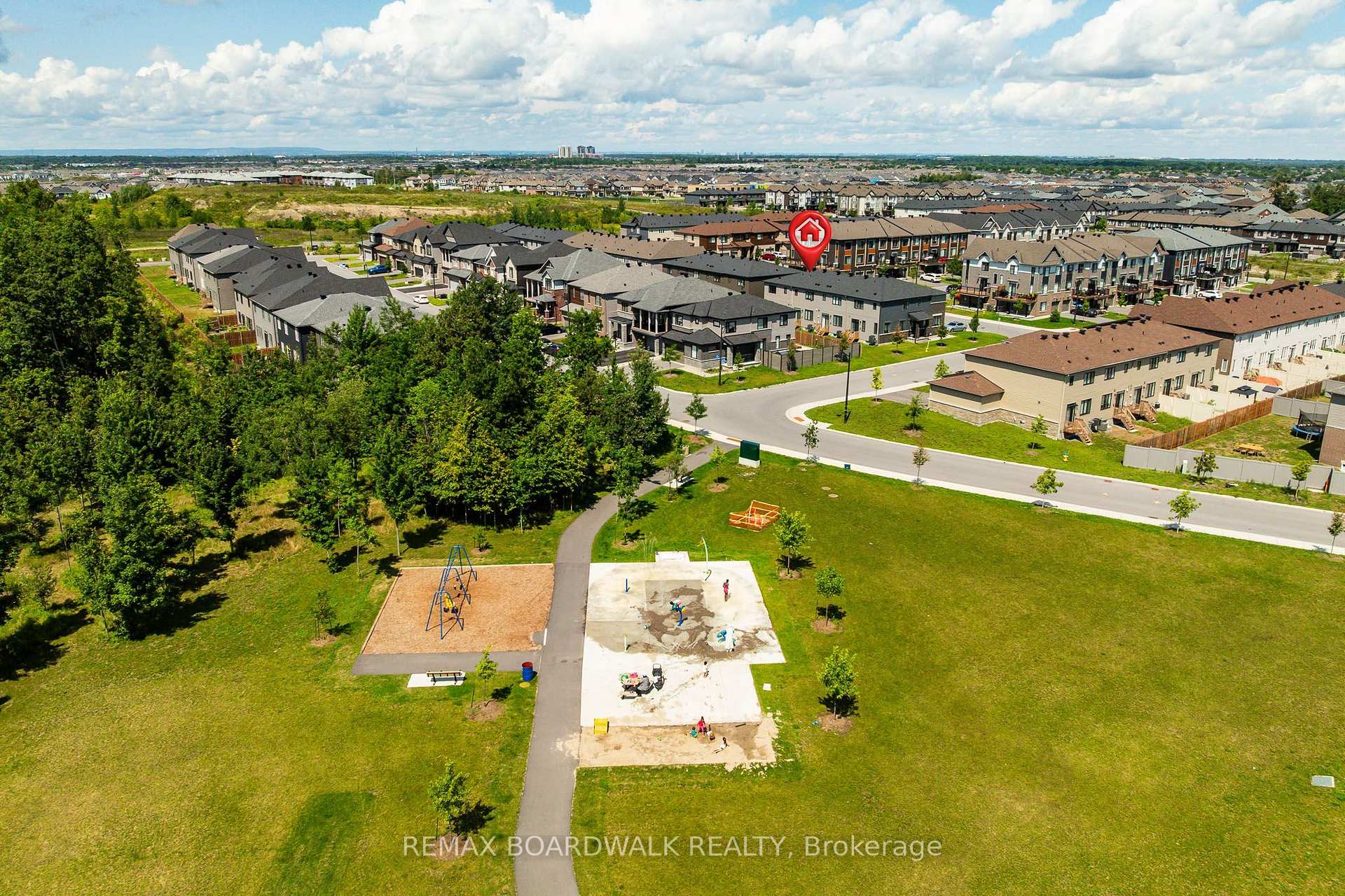 Photo 2 of 262 Tullaghan Heights, Ottawa, Barrhaven - Half Moon Bay — HOMEH