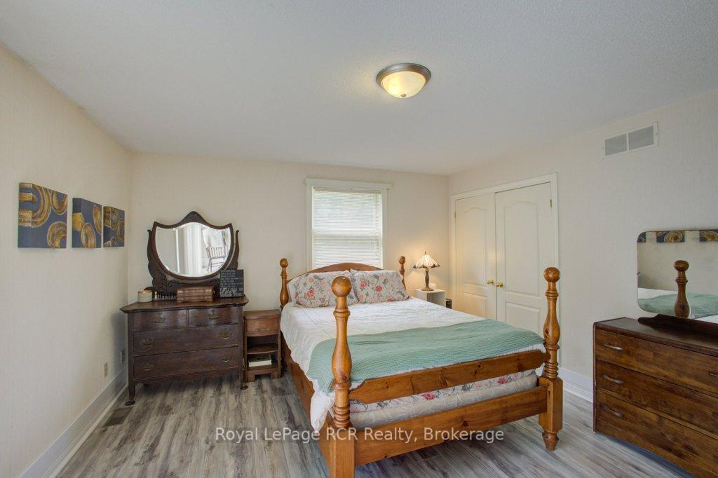 Photo 18 of 7287 Wellington Rd 109, Mapleton, Rural Mapleton — HOMEH