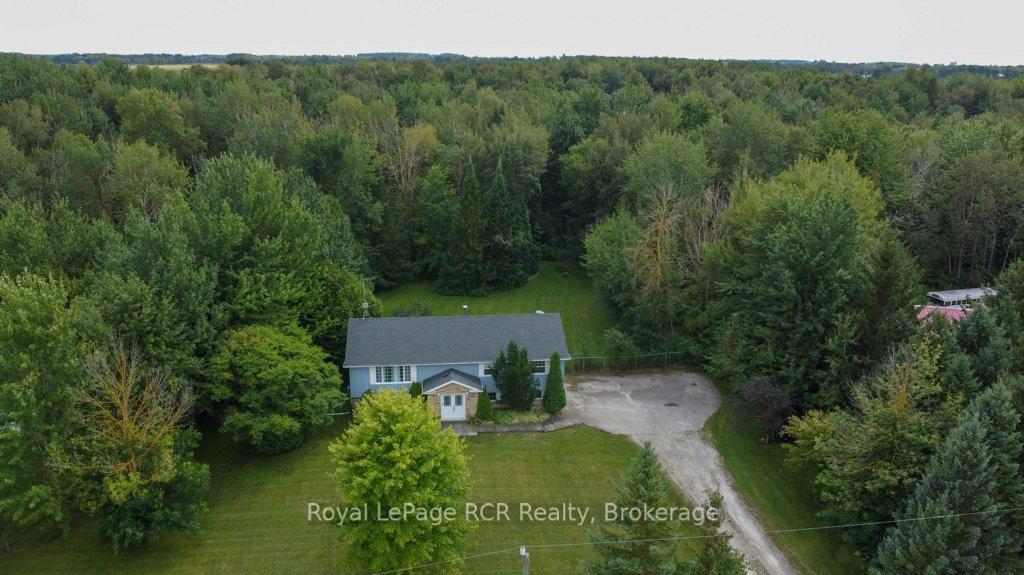 Photo 33 of 7287 Wellington Rd 109, Mapleton, Rural Mapleton — HOMEH