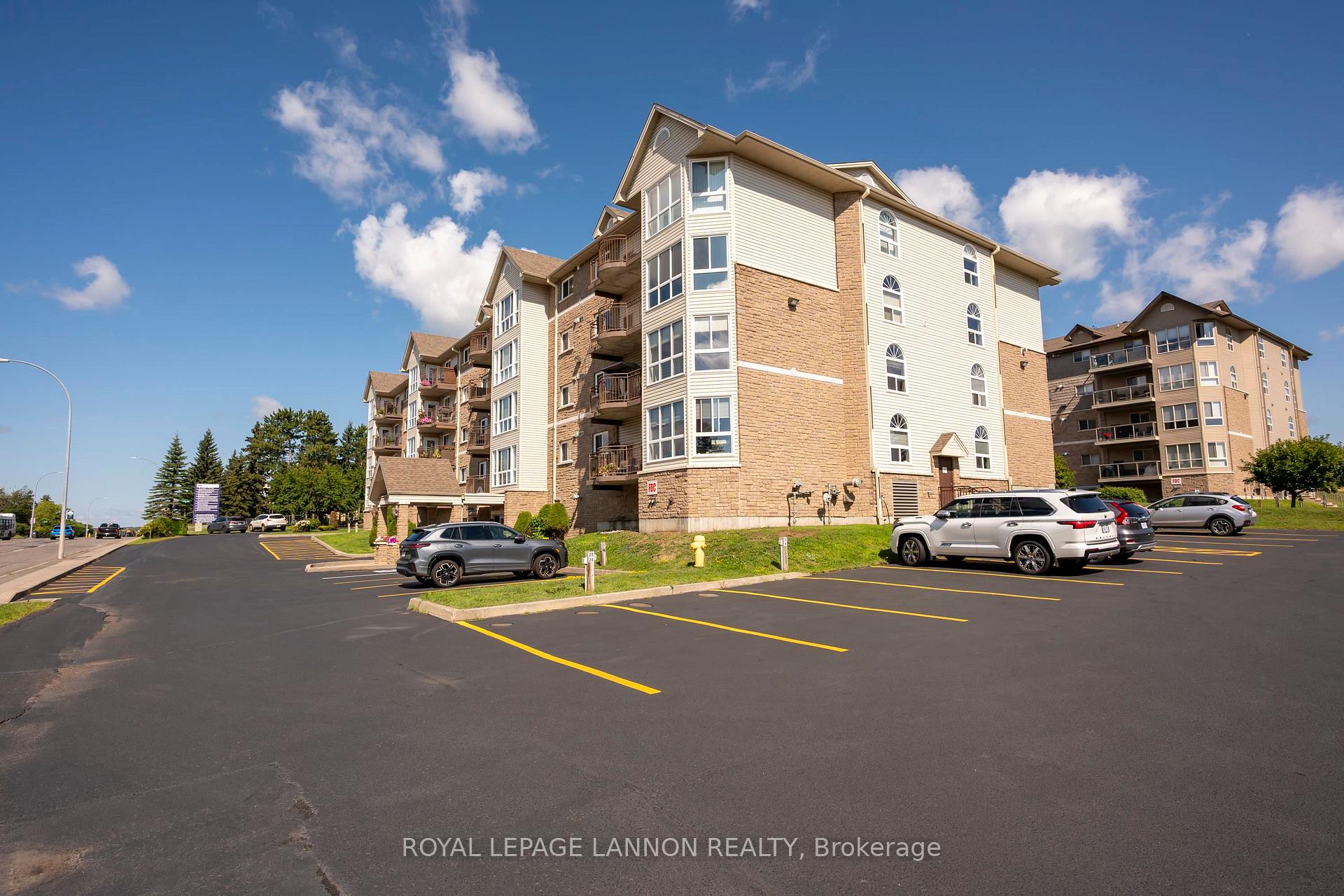 Photo 36 of 208-620 Red River Rd, Thunder Bay, College Heights — HOMEH