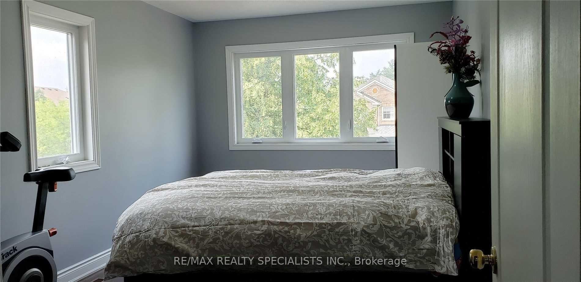 Photo 8 of Unit MAIN & 2ND, 1361 Quest Circle, Mississauga, Meadowvale Village — HOMEH