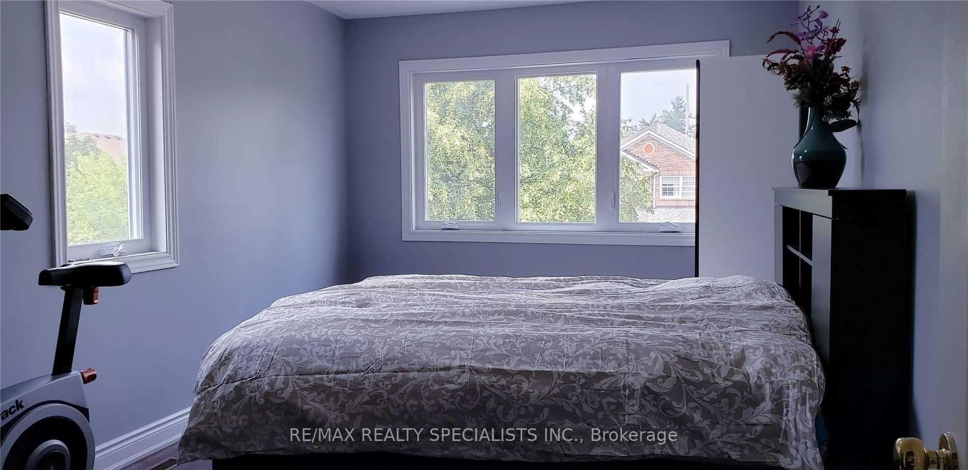 Photo 10 of Unit MAIN & 2ND, 1361 Quest Circle, Mississauga, Meadowvale Village — HOMEH