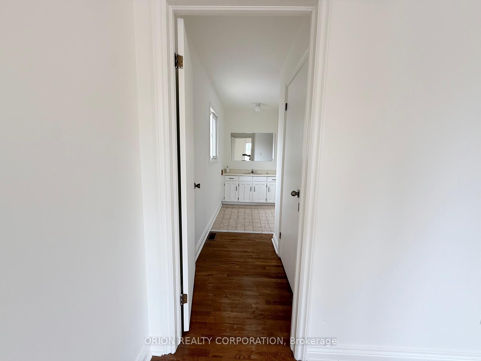Photo 21 of Unit Upper, 274 Viewmount Avenue, North York, Yorkdale-Glen Park — HOMEH