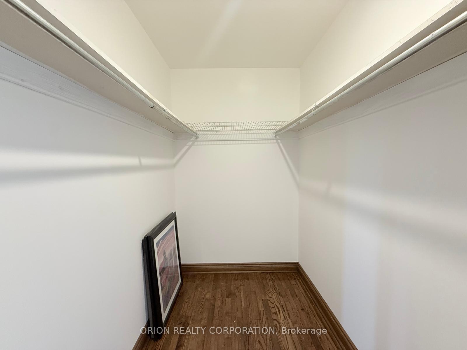 Photo 22 of Unit Upper, 274 Viewmount Avenue, North York, Yorkdale-Glen Park — HOMEH