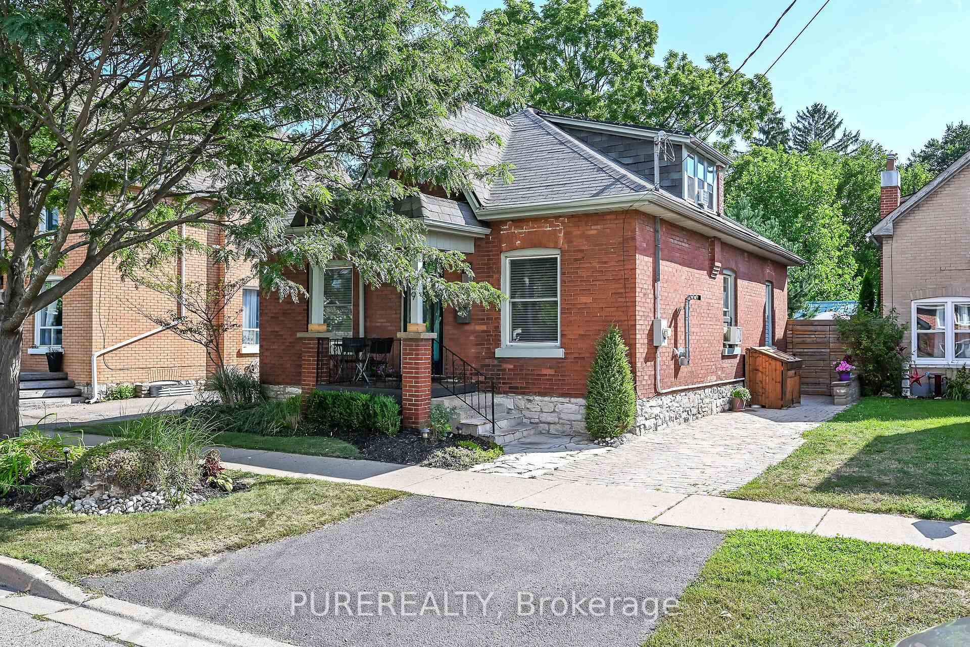 Front of 229 Brock Street
