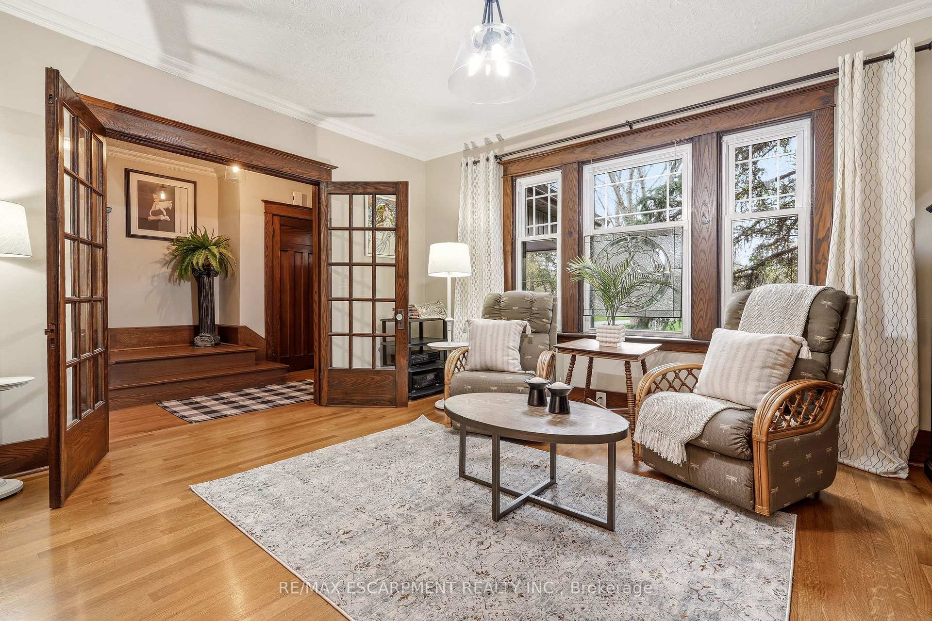 Photo 8 of 2116 Caroline Street, Burlington, Brant — HOMEH