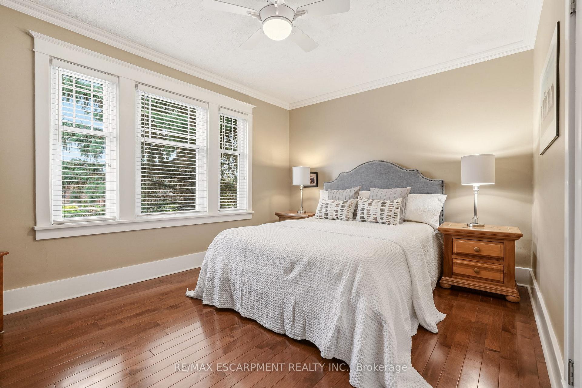 Photo 25 of 2116 Caroline Street, Burlington, Brant — HOMEH
