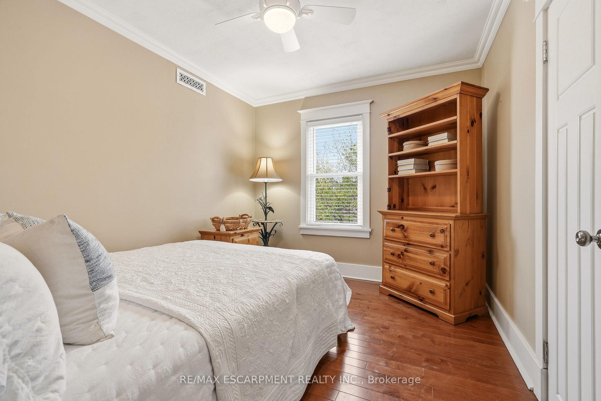 Photo 26 of 2116 Caroline Street, Burlington, Brant — HOMEH