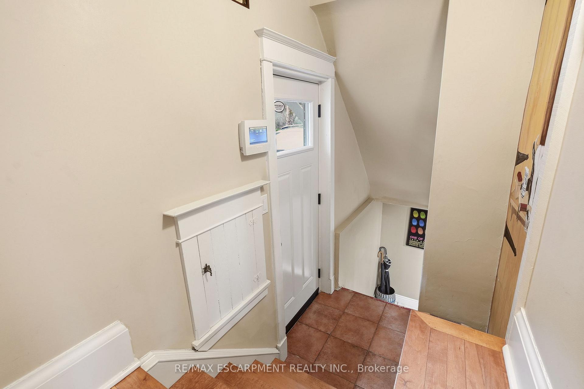 Photo 32 of 2116 Caroline Street, Burlington, Brant — HOMEH