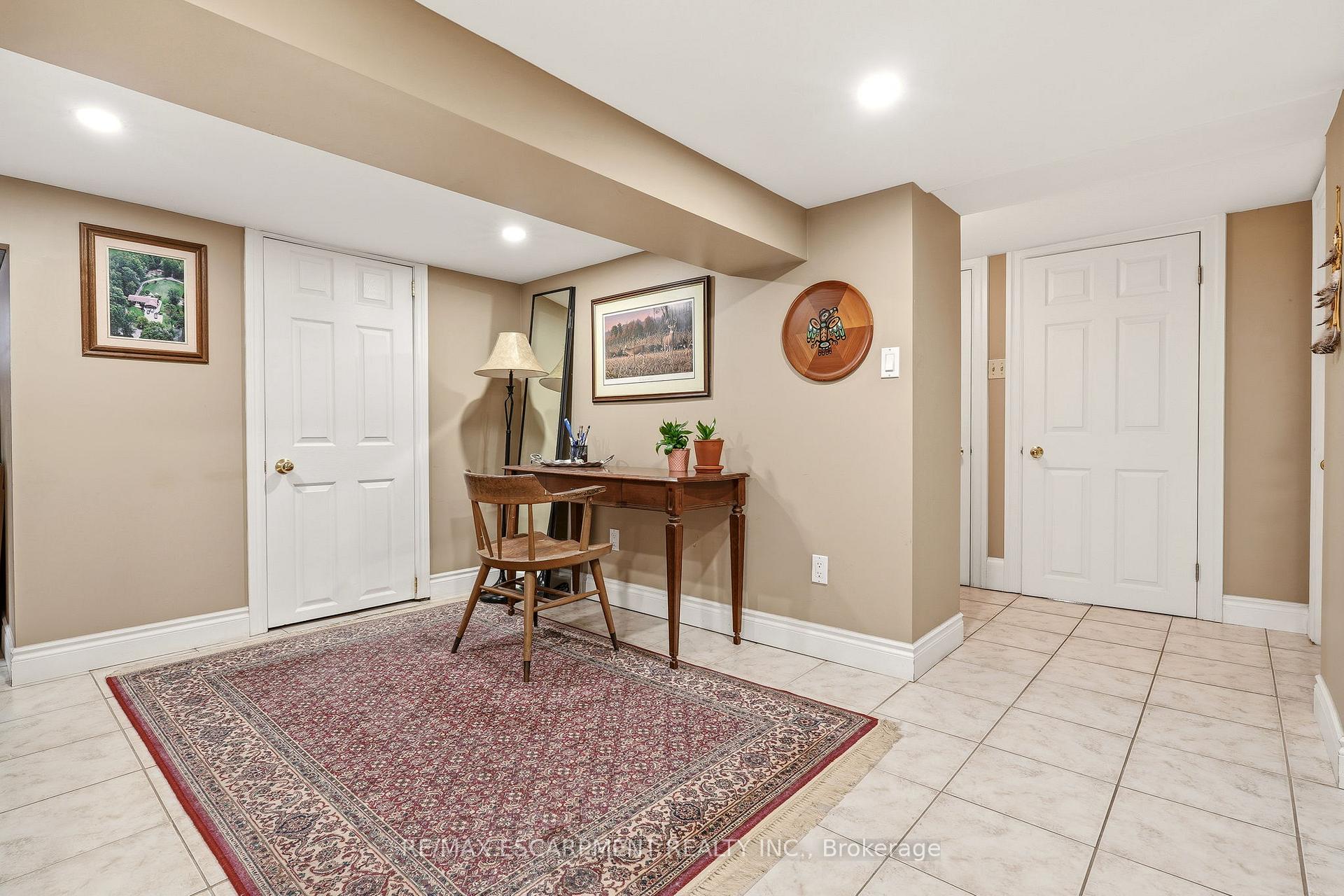 Photo 36 of 2116 Caroline Street, Burlington, Brant — HOMEH