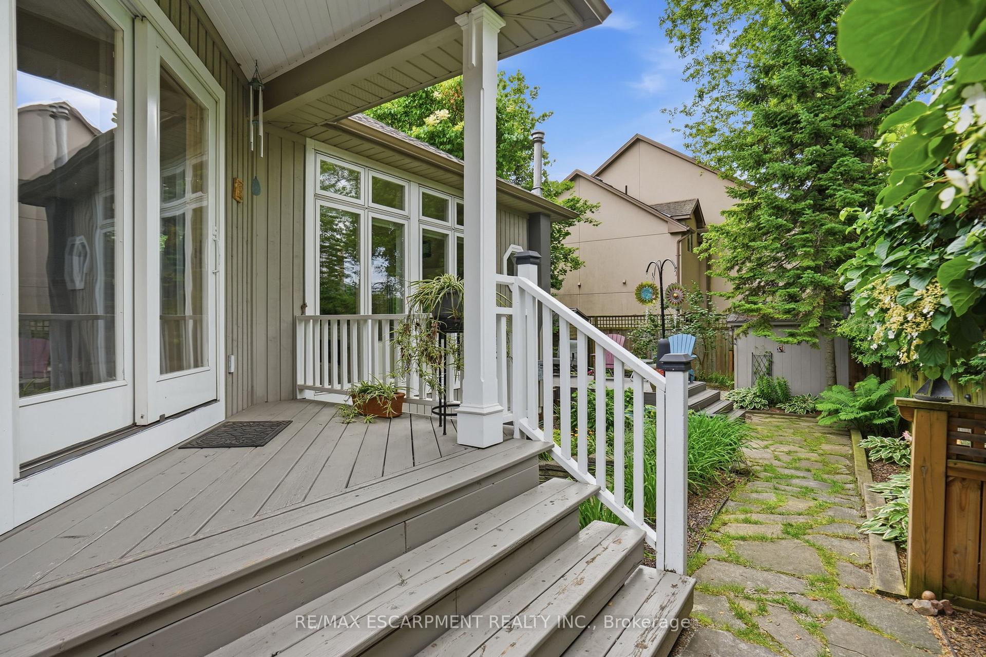 Photo 41 of 2116 Caroline Street, Burlington, Brant — HOMEH