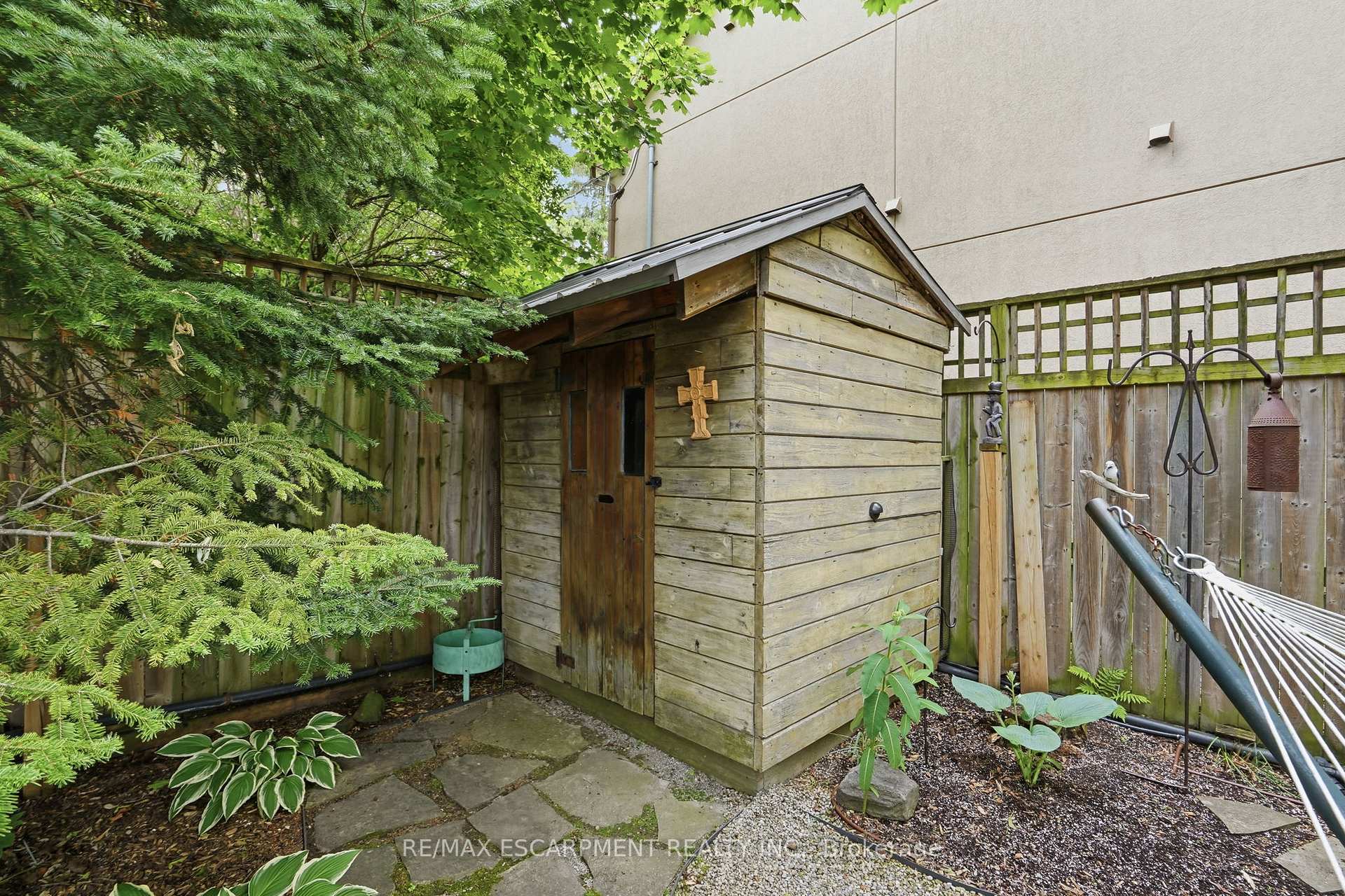 Photo 47 of 2116 Caroline Street, Burlington, Brant — HOMEH
