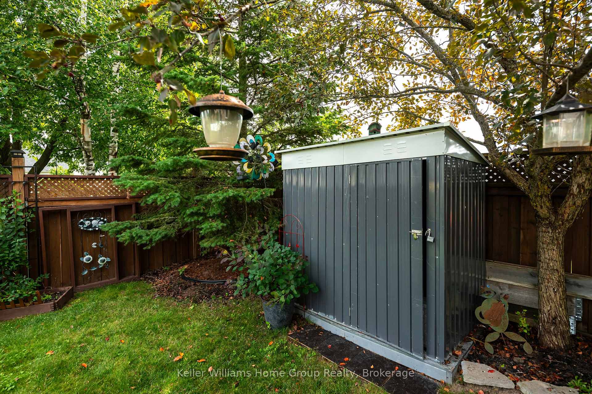 Photo 12 of 16 Althorp Drive, Orangeville — HOMEH