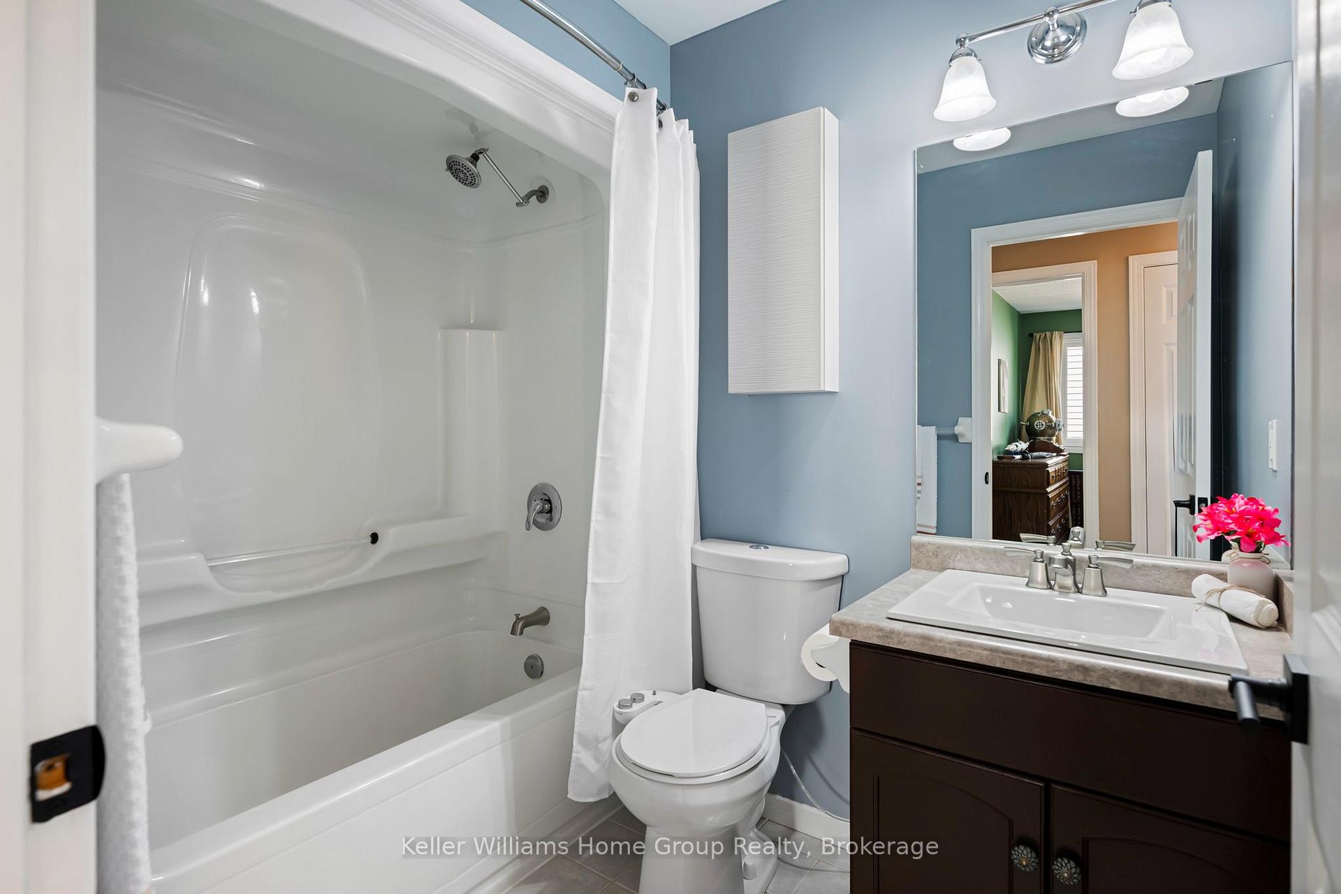 Photo 44 of 16 Althorp Drive, Orangeville — HOMEH