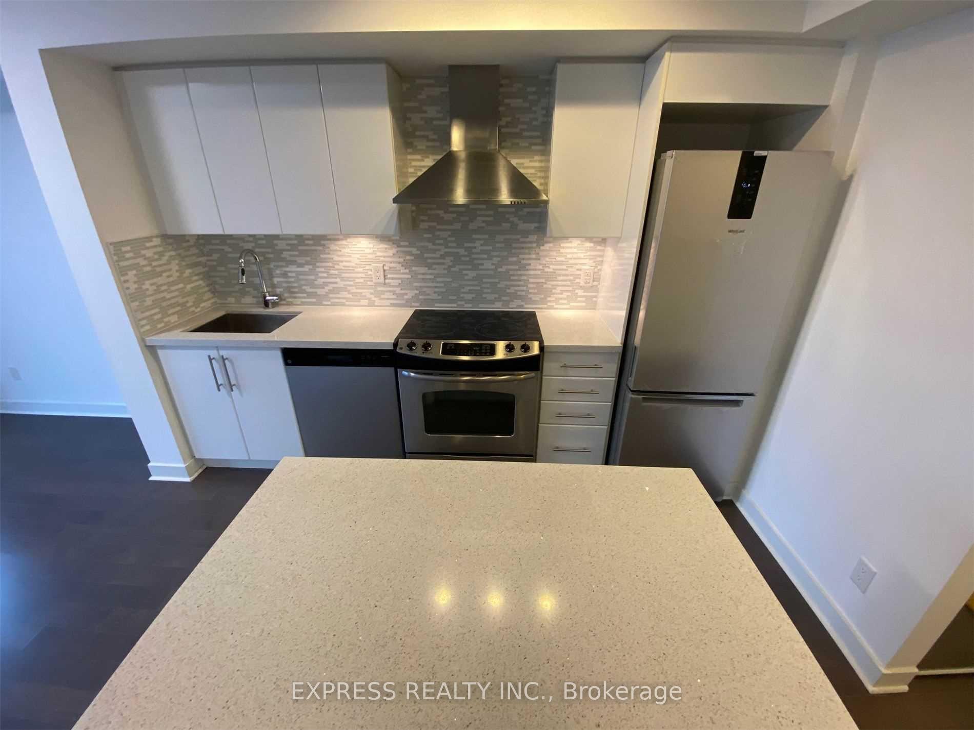 Photo 4 of Unit 1601, 58 Orchard View Boulevard, Toronto, Yonge-Eglinton — HOMEH