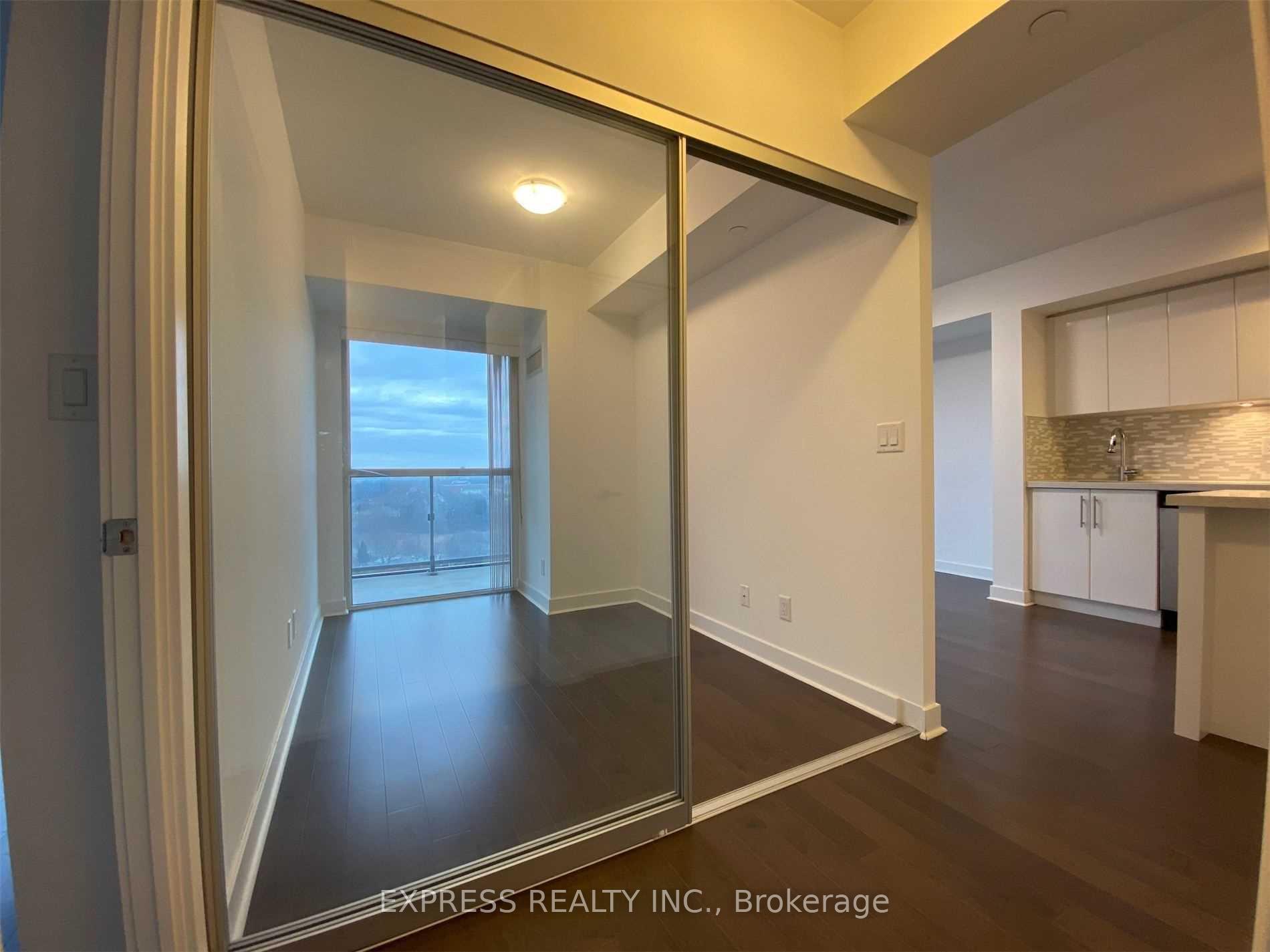 Photo 10 of Unit 1601, 58 Orchard View Boulevard, Toronto, Yonge-Eglinton — HOMEH