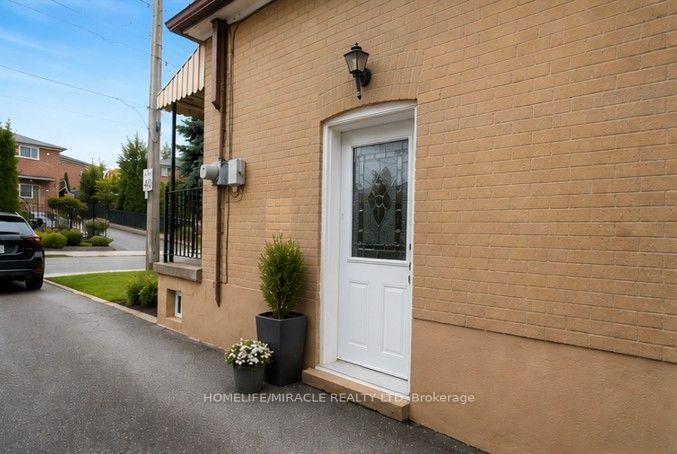 Photo 2 of 50 Haverson Boulevard, Toronto, Keelesdale-Eglinton West — HOMEH