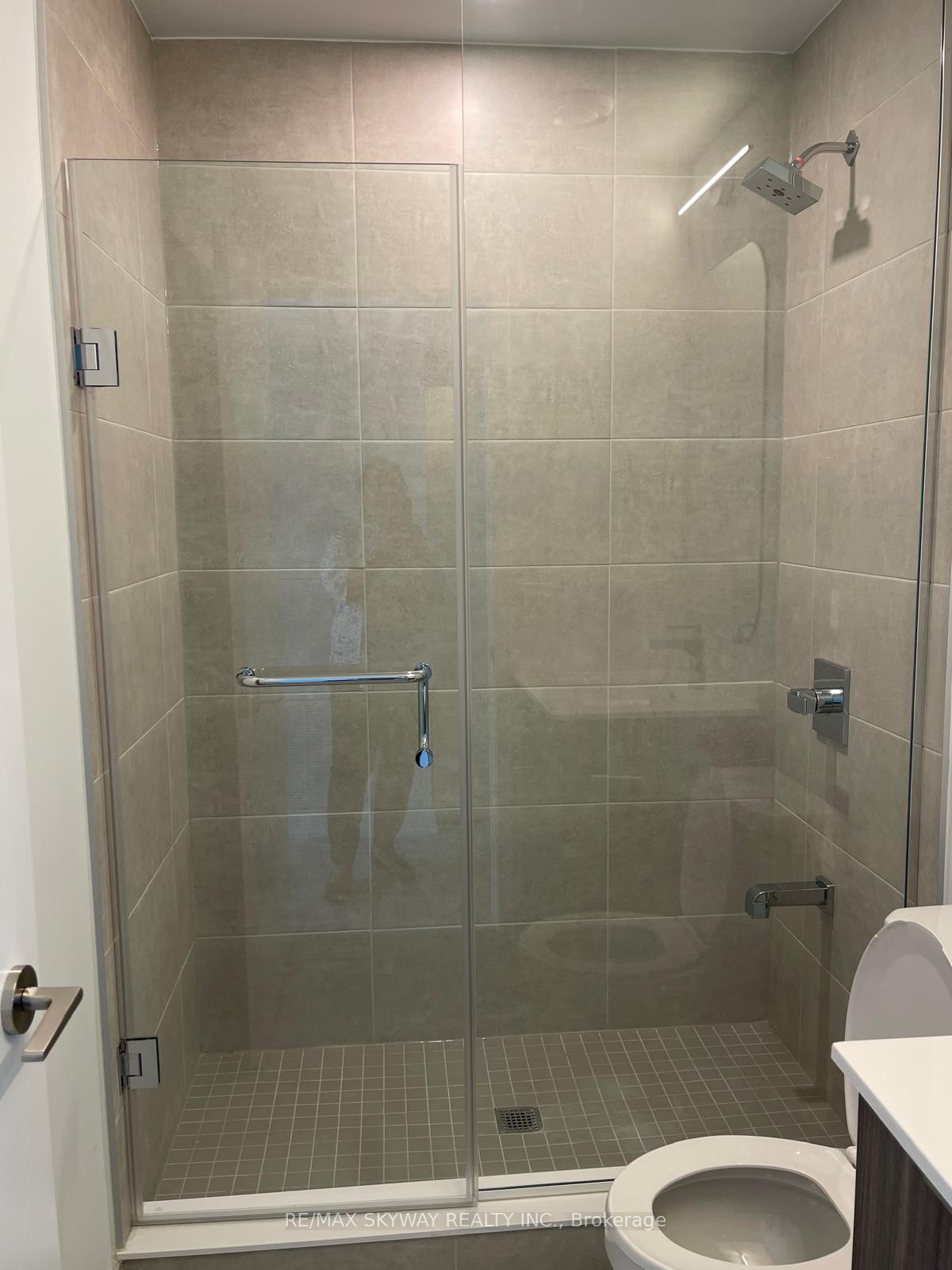 Photo 5 of Unit 405, 15 Richardson Street, Toronto, Waterfront Communities — HOMEH