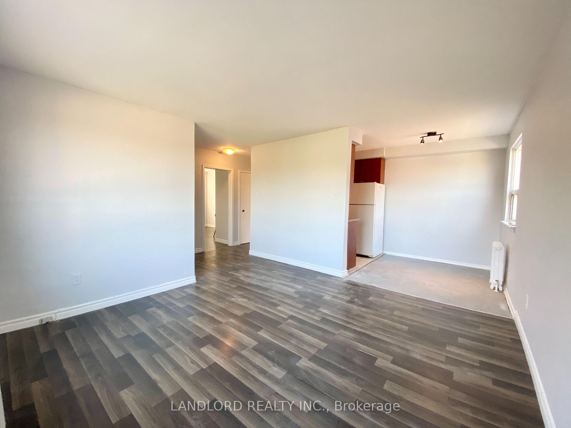 Photo 6 of Unit 4, 127 Scarlett Road, Toronto, Rockcliffe-Smythe — HOMEH