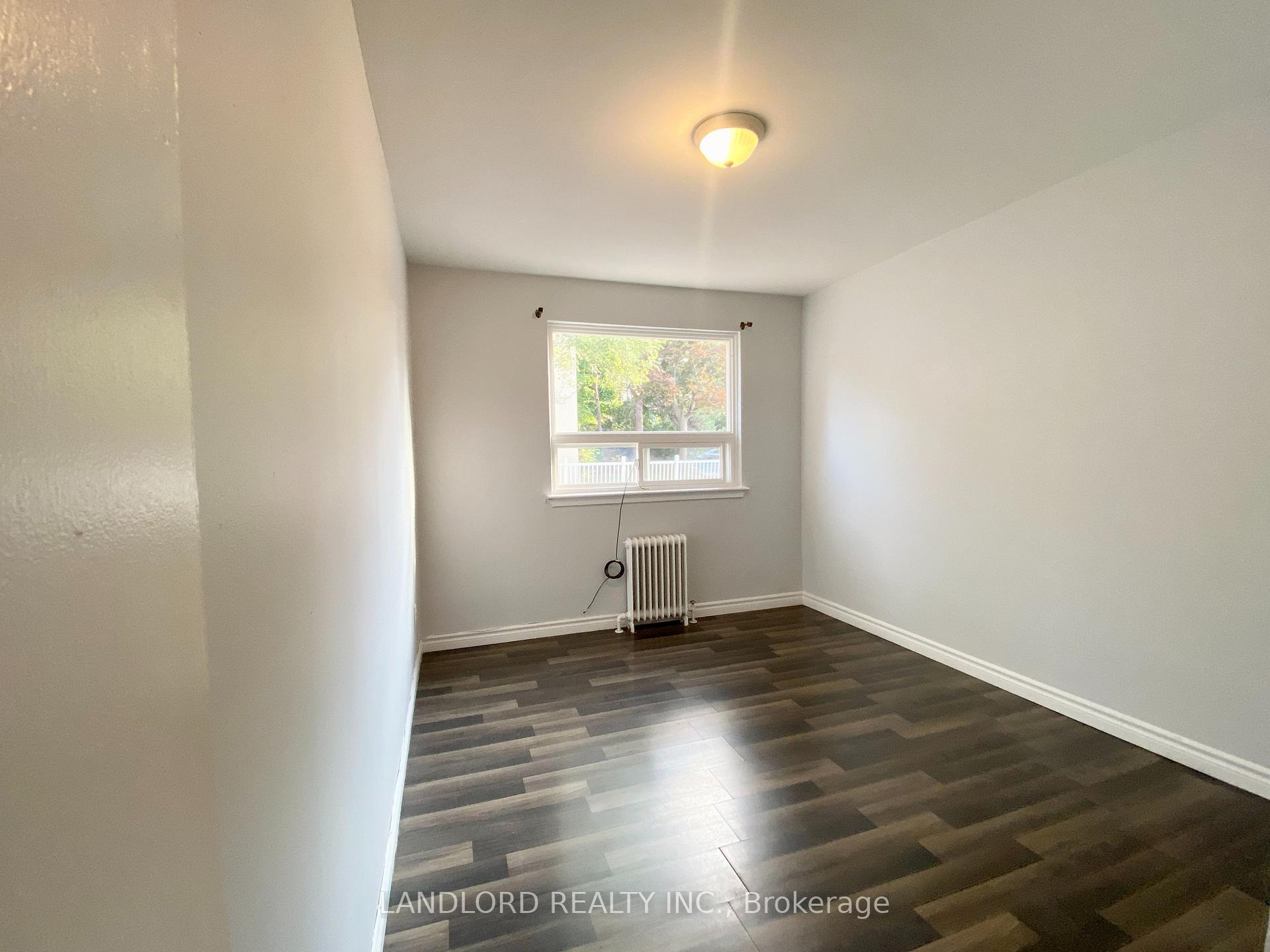 Photo 16 of Unit 4, 127 Scarlett Road, Toronto, Rockcliffe-Smythe — HOMEH