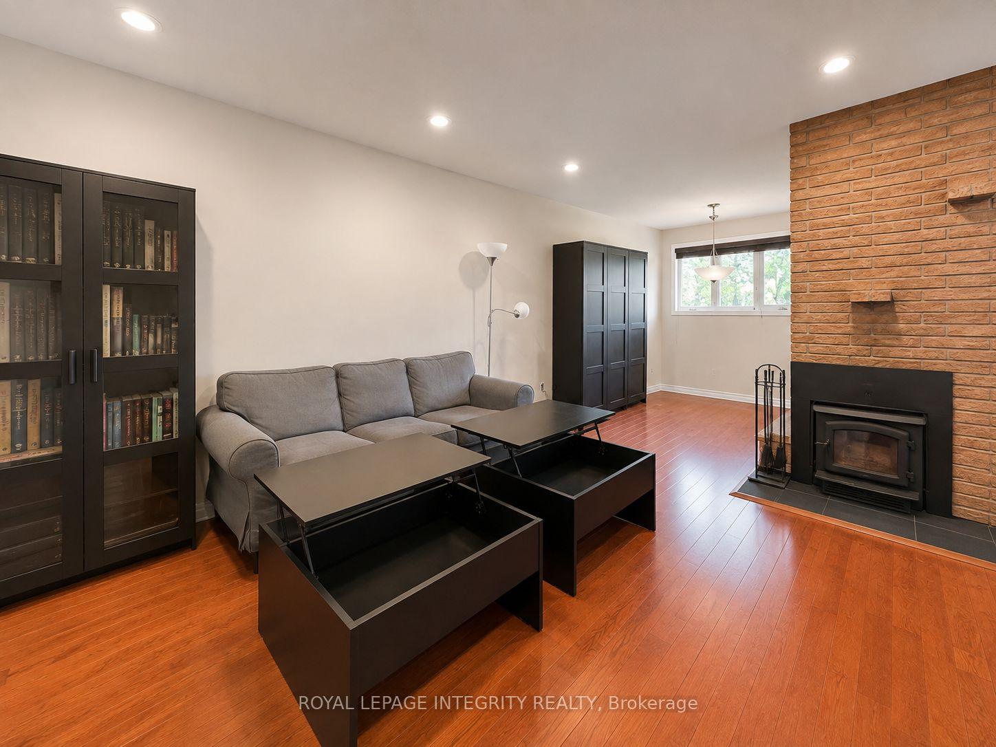 Photo 5 of 31 Gary Avenue, Ottawa, Manordale — HOMEH