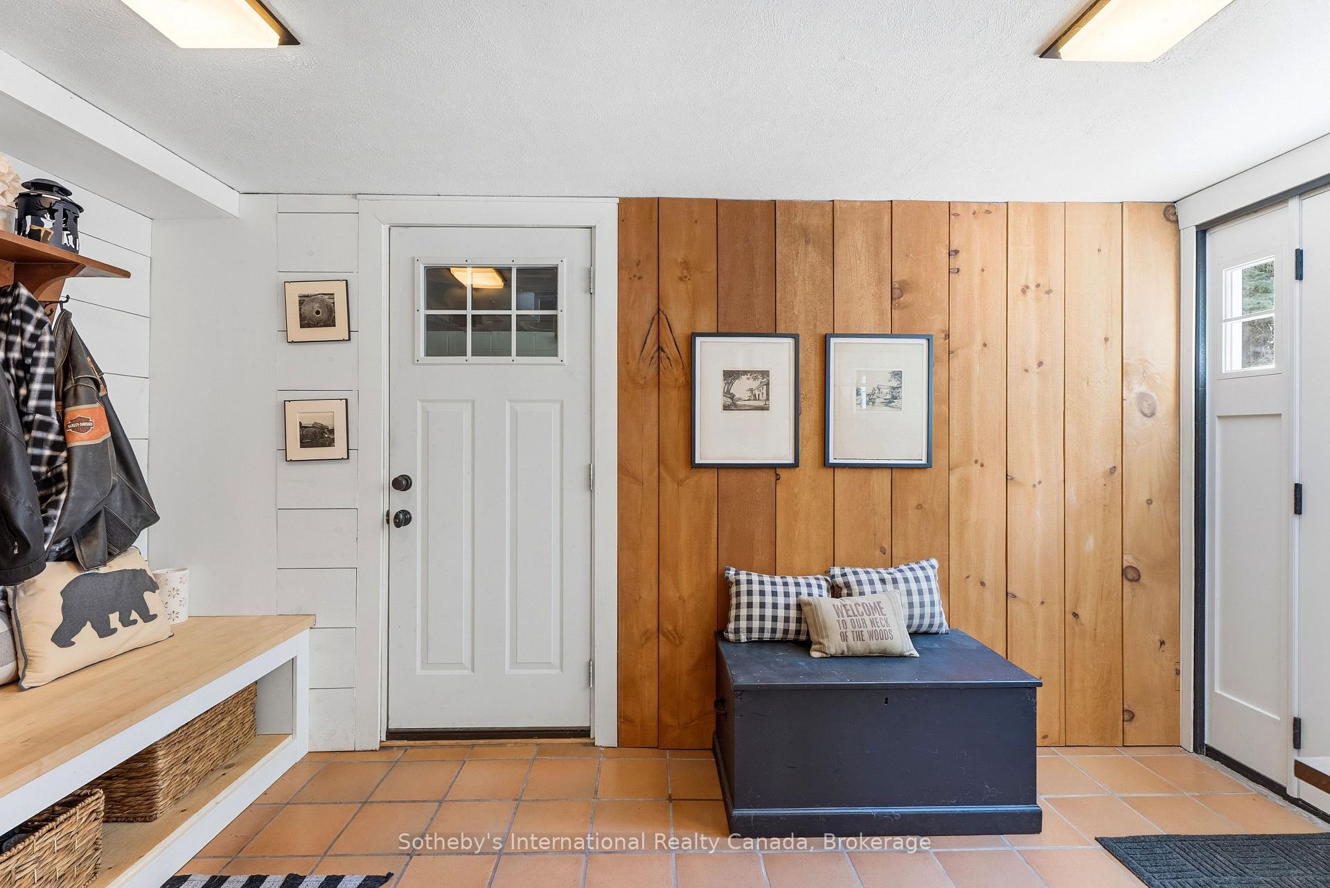 Photo 35 of 132 Douglas Drive, Bracebridge, Macaulay — HOMEH