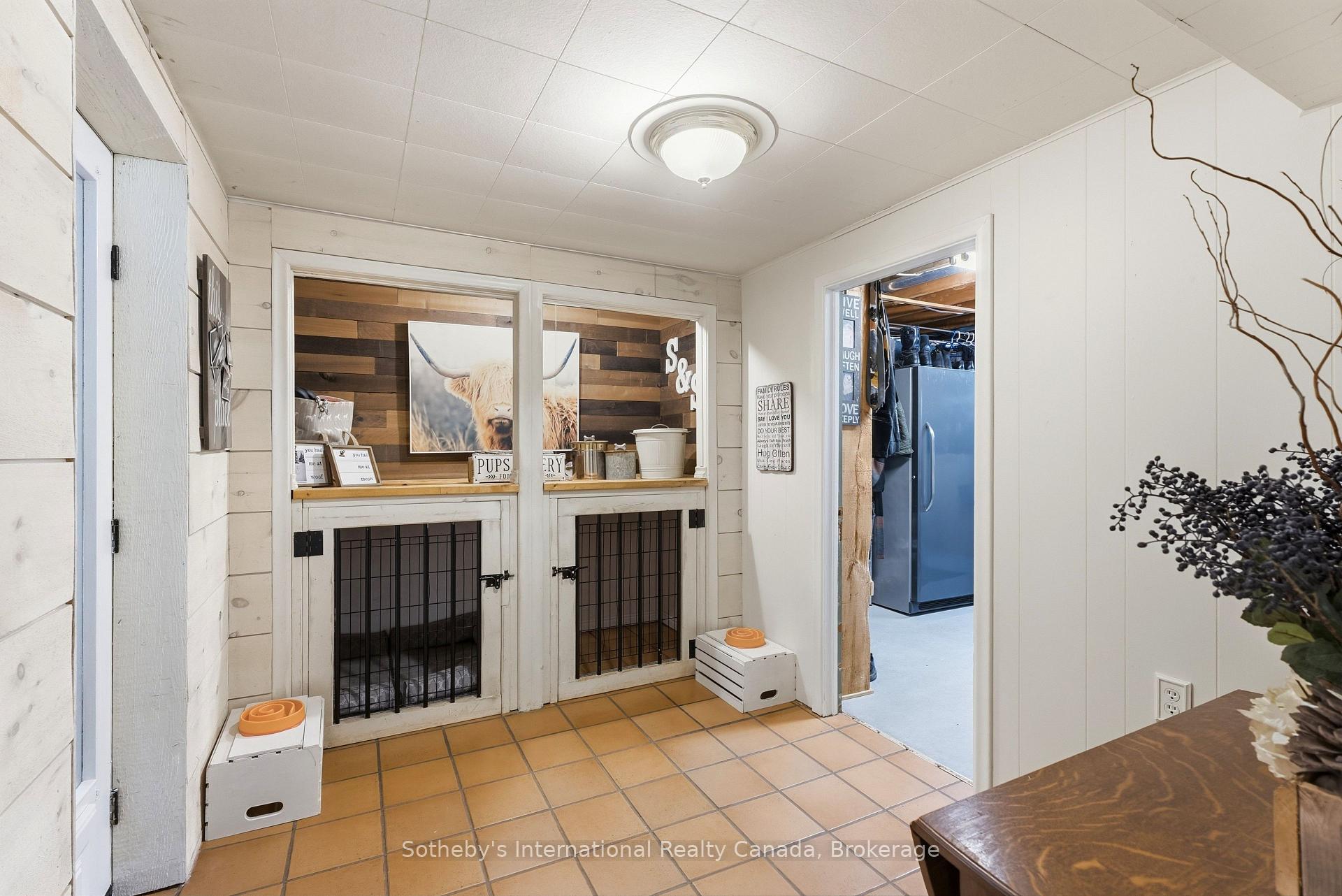Photo 36 of 132 Douglas Drive, Bracebridge, Macaulay — HOMEH