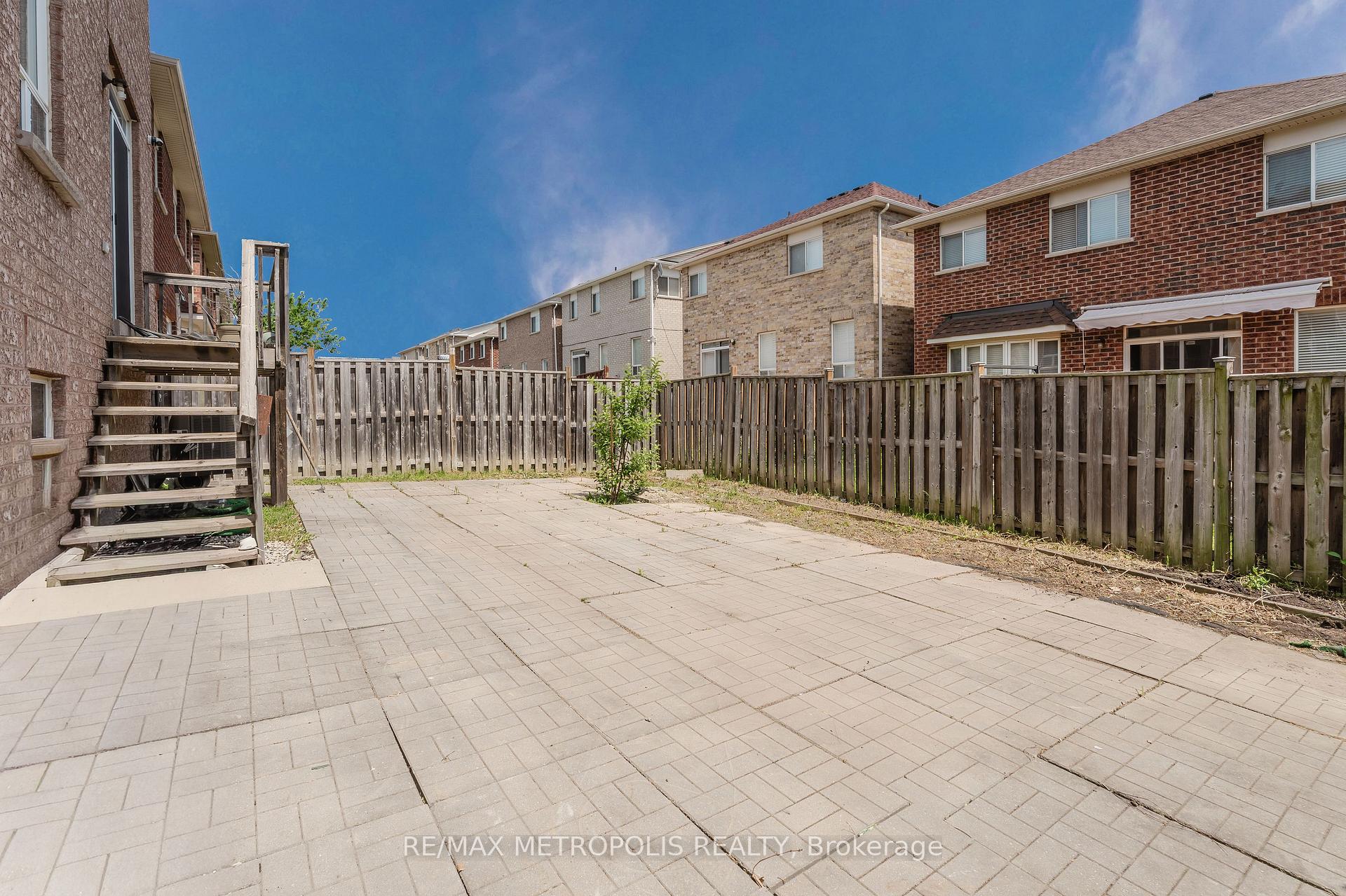 Photo 21 of 52 Gore Valley Trail, Brampton, Bram East — HOMEH