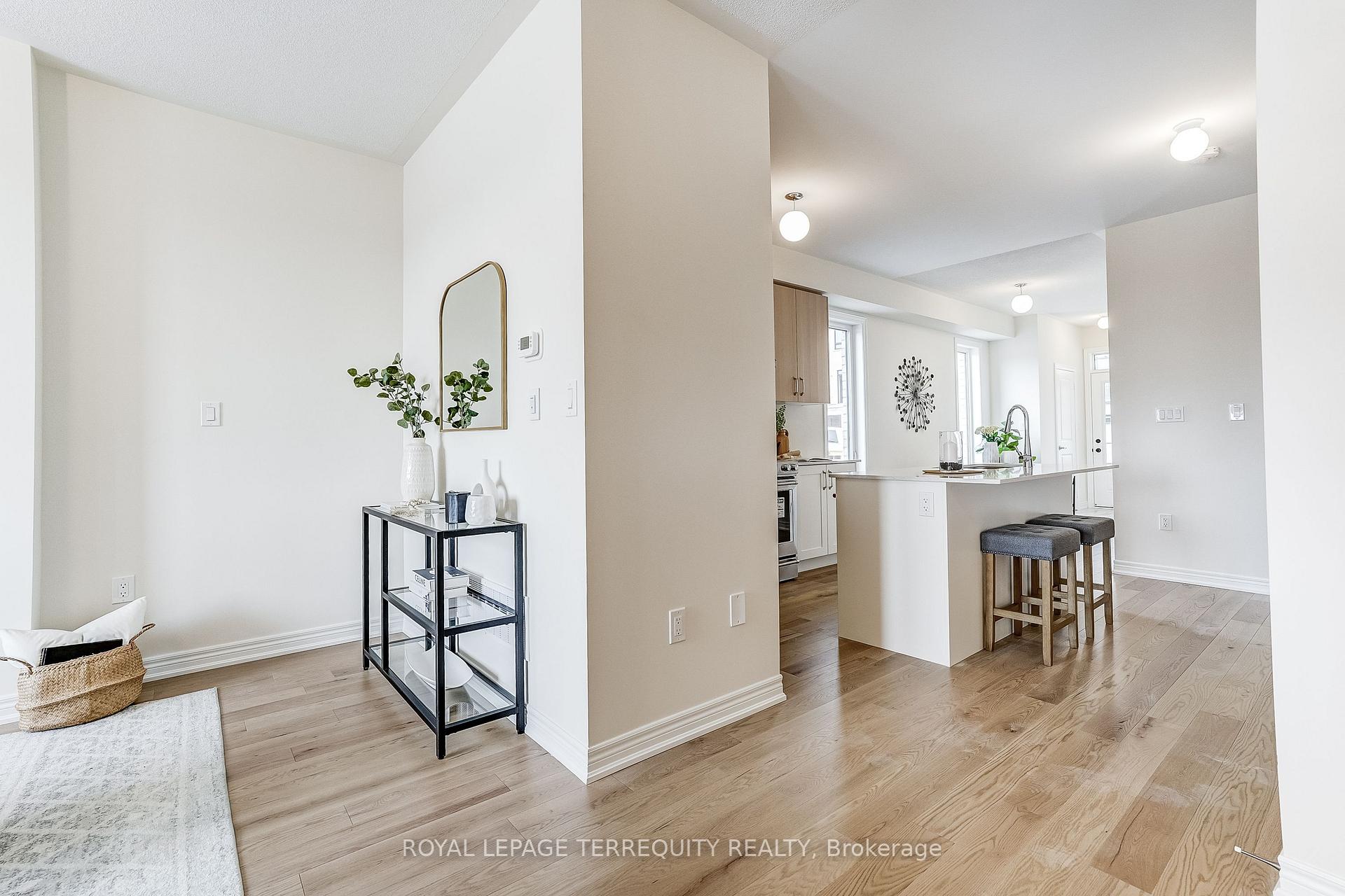 Photo 5 of 1218 Elizabeth Mackenzie Trail, Pickering, Rural Pickering — HOMEH