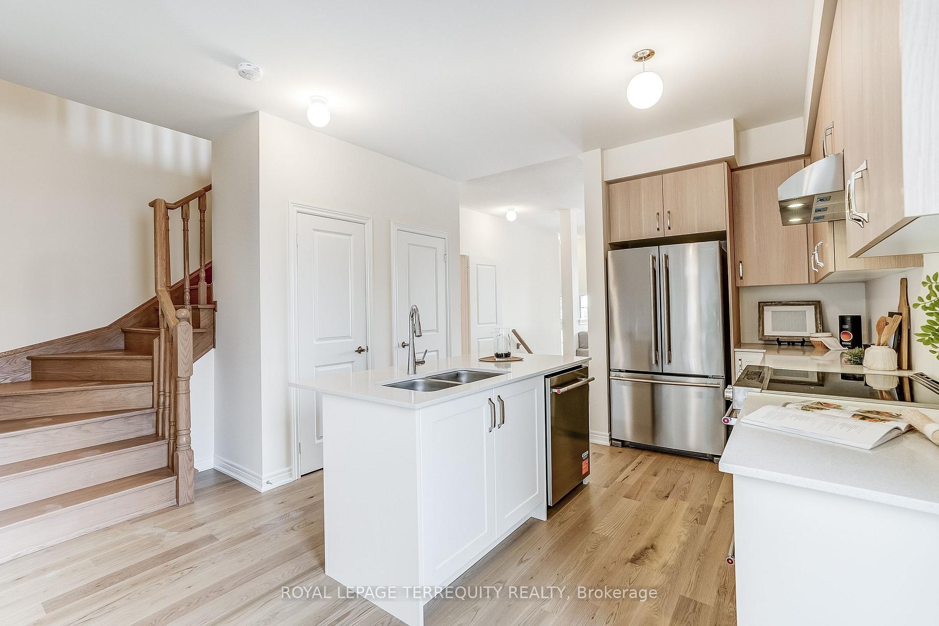 Photo 13 of 1218 Elizabeth Mackenzie Trail, Pickering, Rural Pickering — HOMEH