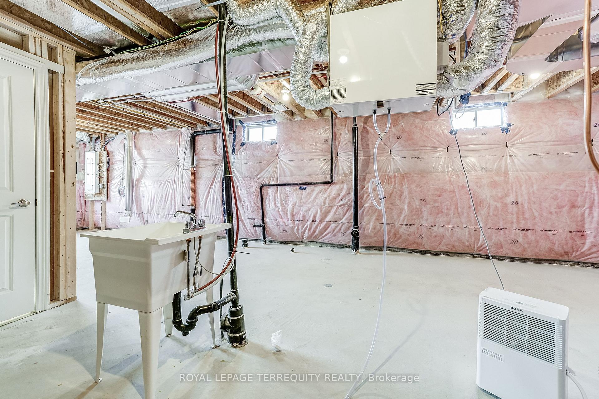 Photo 42 of 1218 Elizabeth Mackenzie Trail, Pickering, Rural Pickering — HOMEH