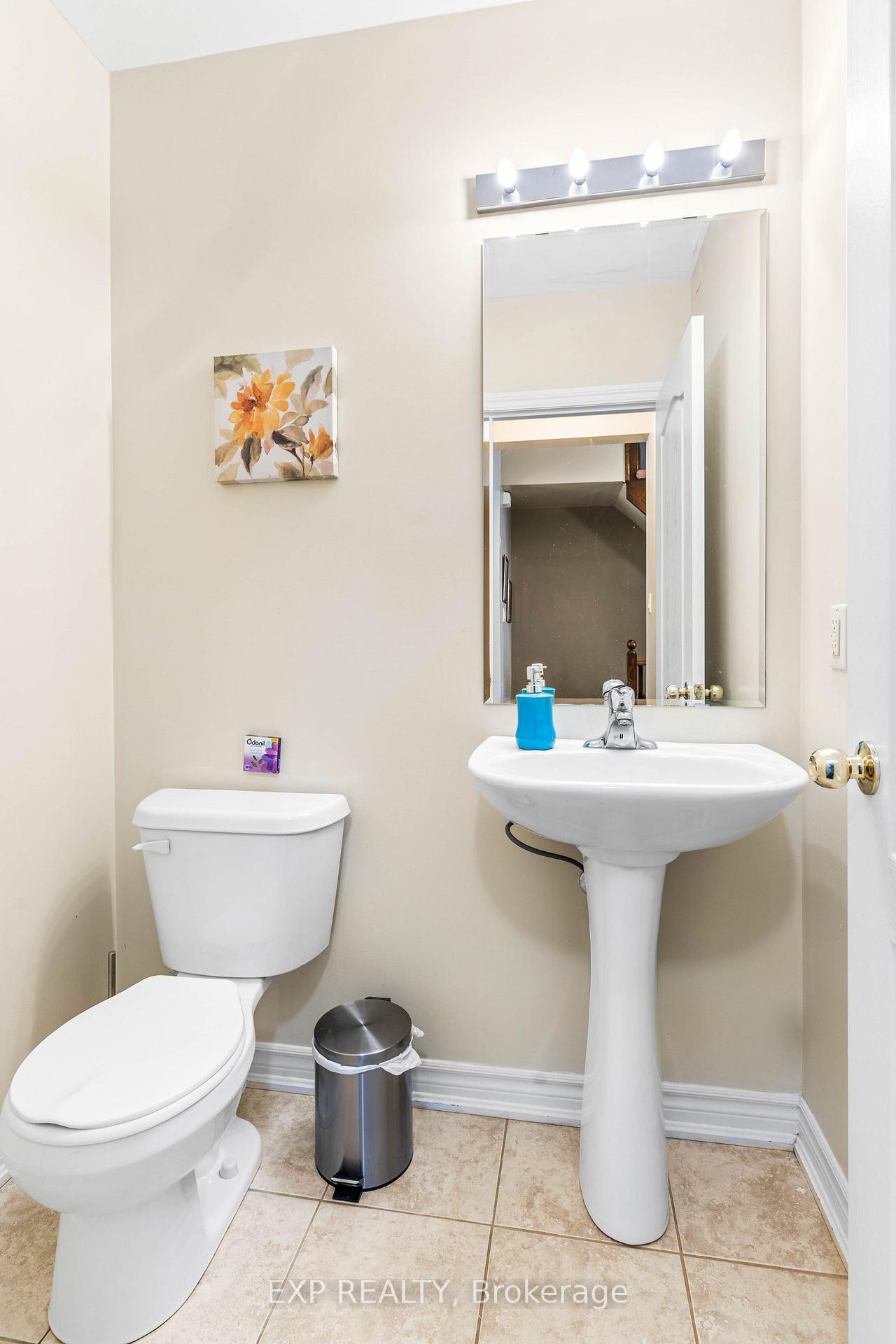 Photo 16 of 4 Magdalene Crescent, Brampton, Heart Lake East — HOMEH