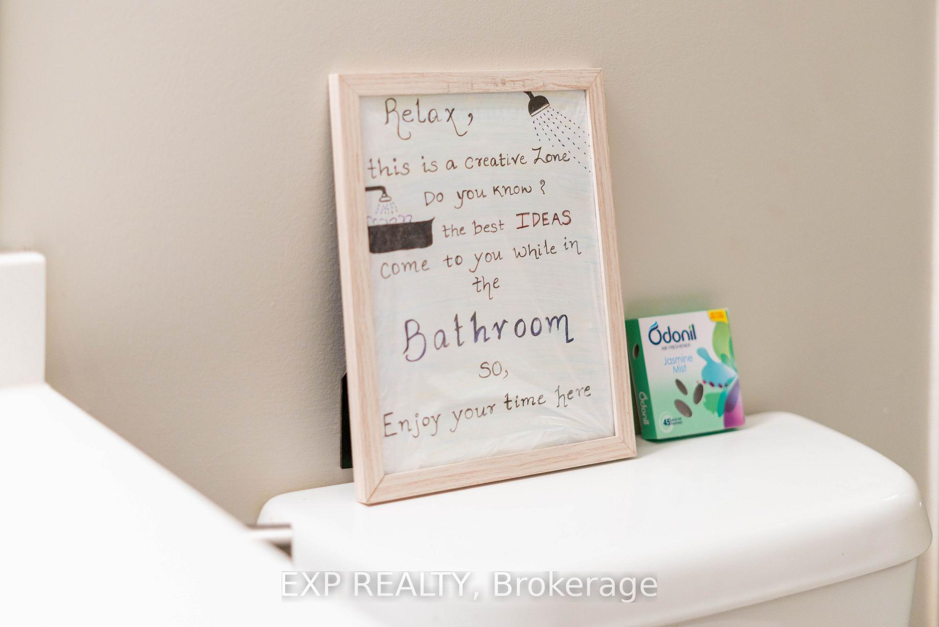 Photo 22 of 4 Magdalene Crescent, Brampton, Heart Lake East — HOMEH