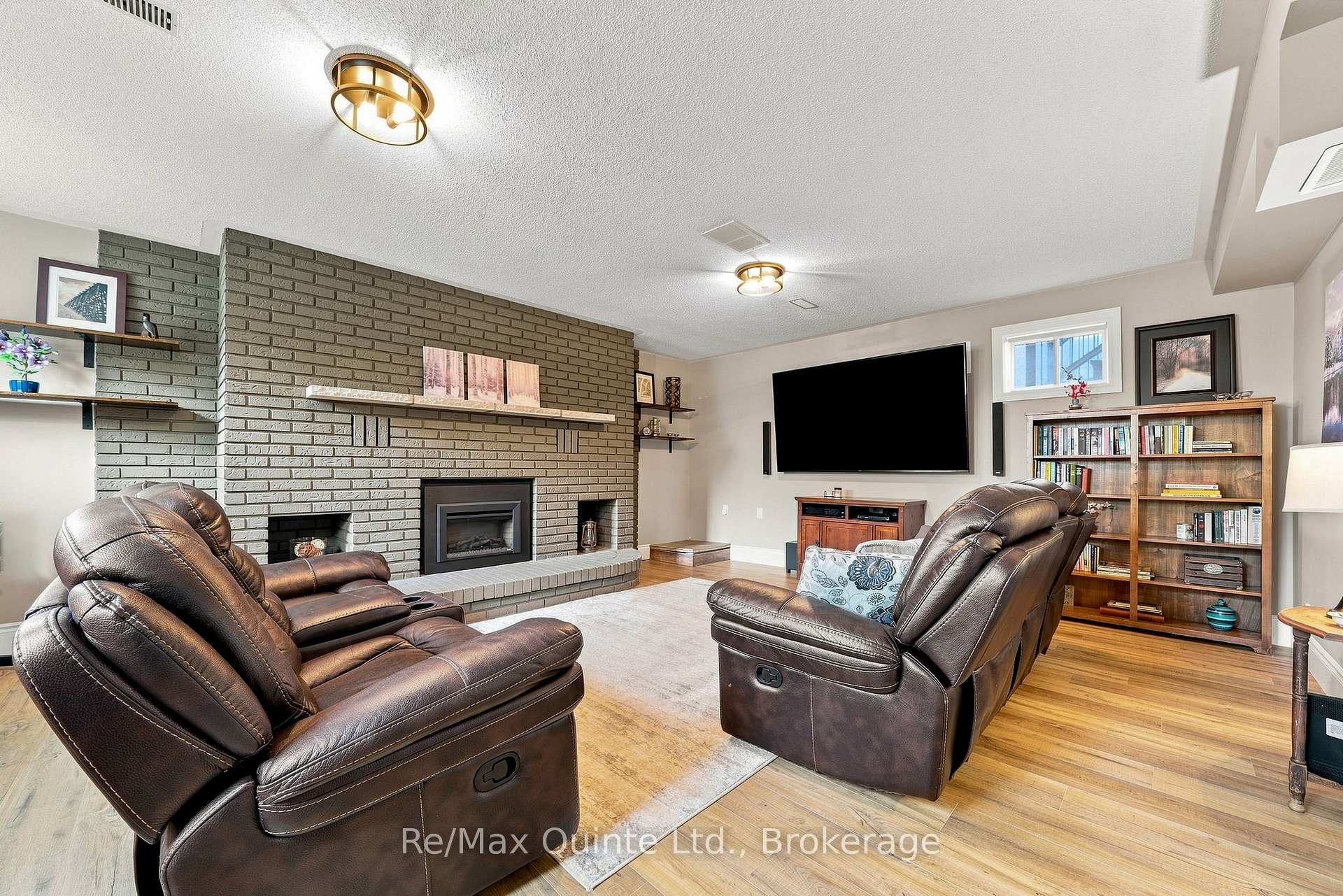 Photo 34 of 147 Jeffrey Drive, Quinte West, Sidney Ward — HOMEH