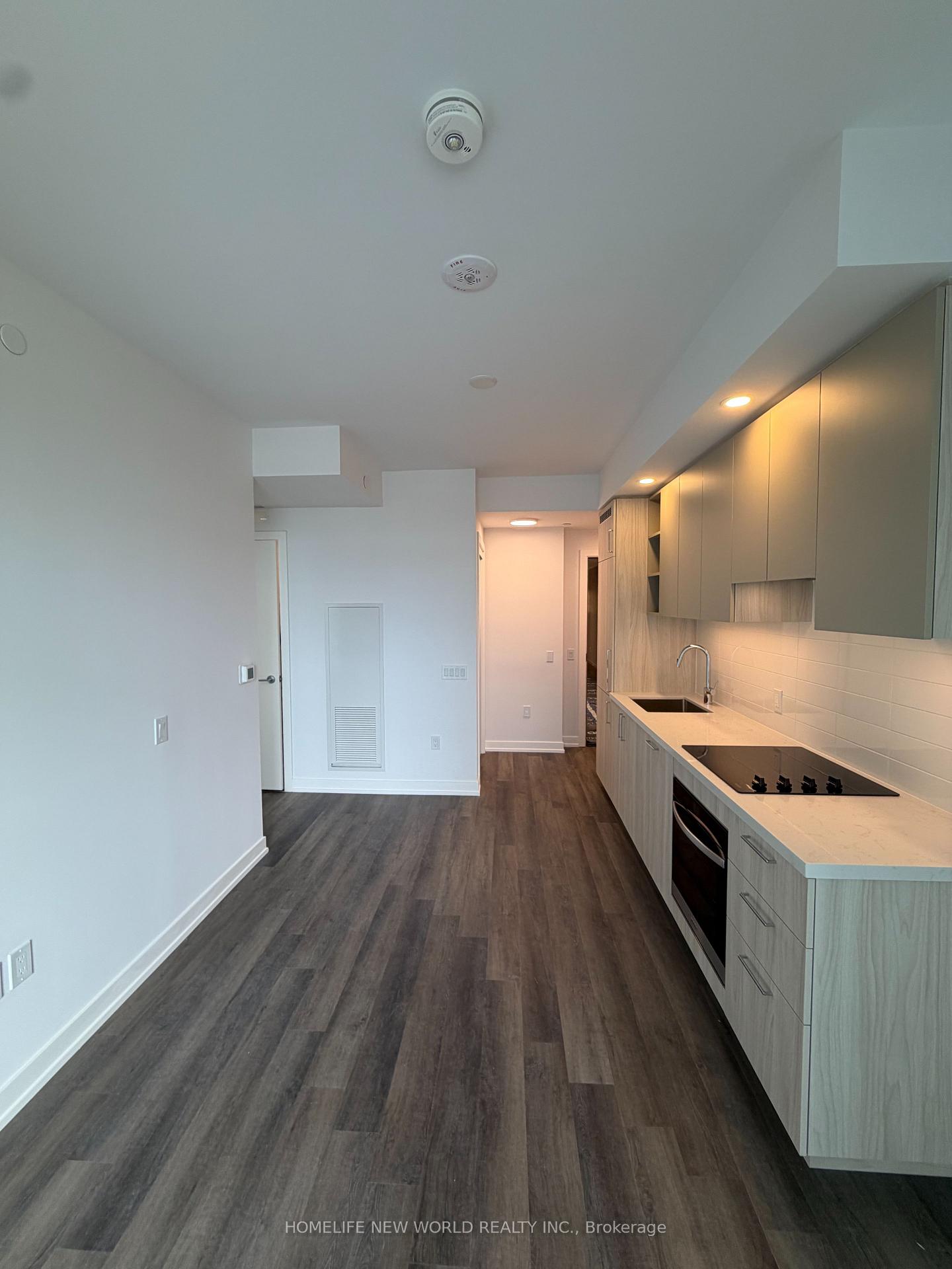 Photo 4 of Unit 1006A, 5 Meadowdale Road, Vaughan, Vaughan Corporate Centre — HOMEH