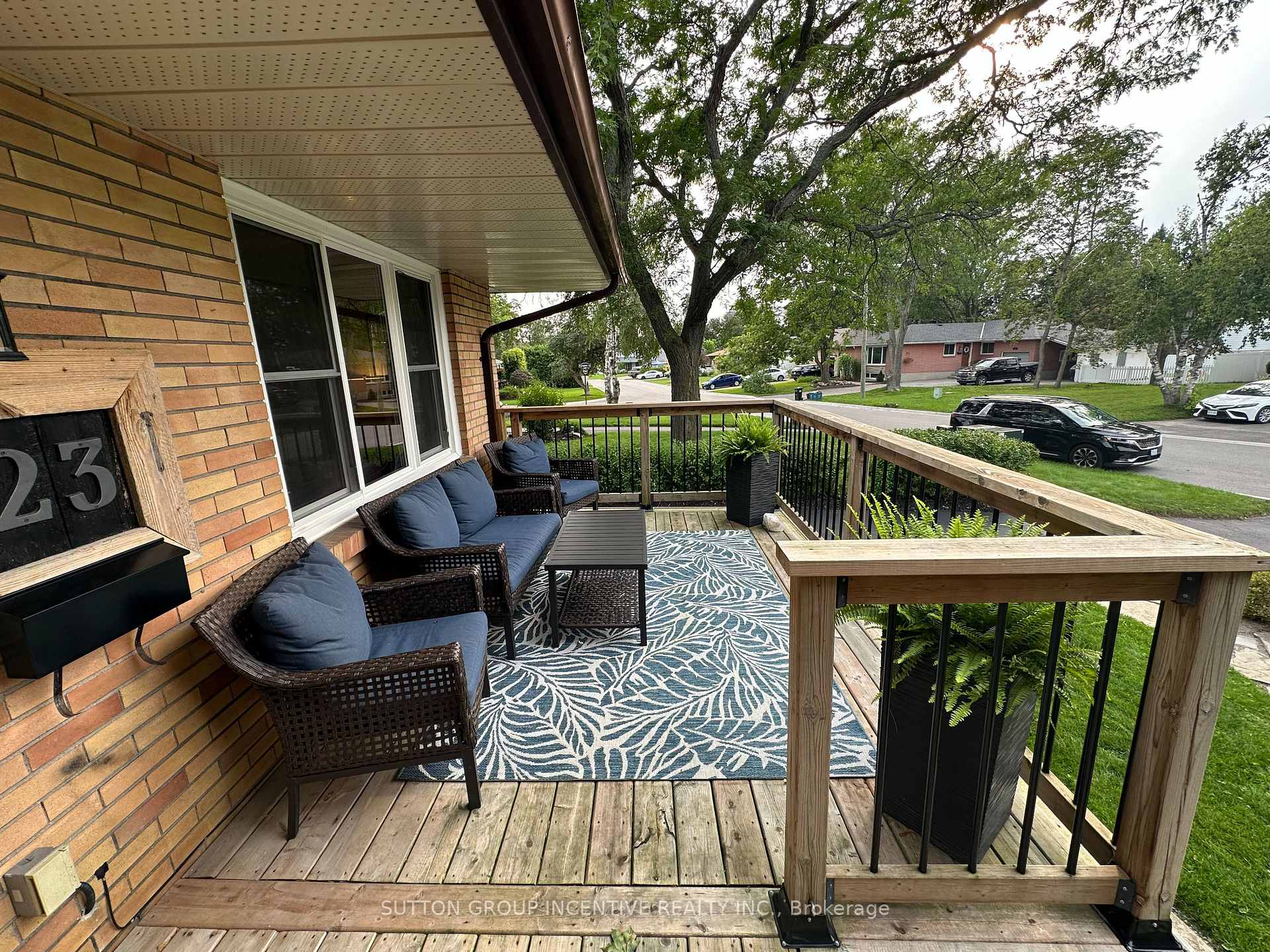 Photo 5 of 23 Northpark Road, Barrie, Wellington — HOMEH