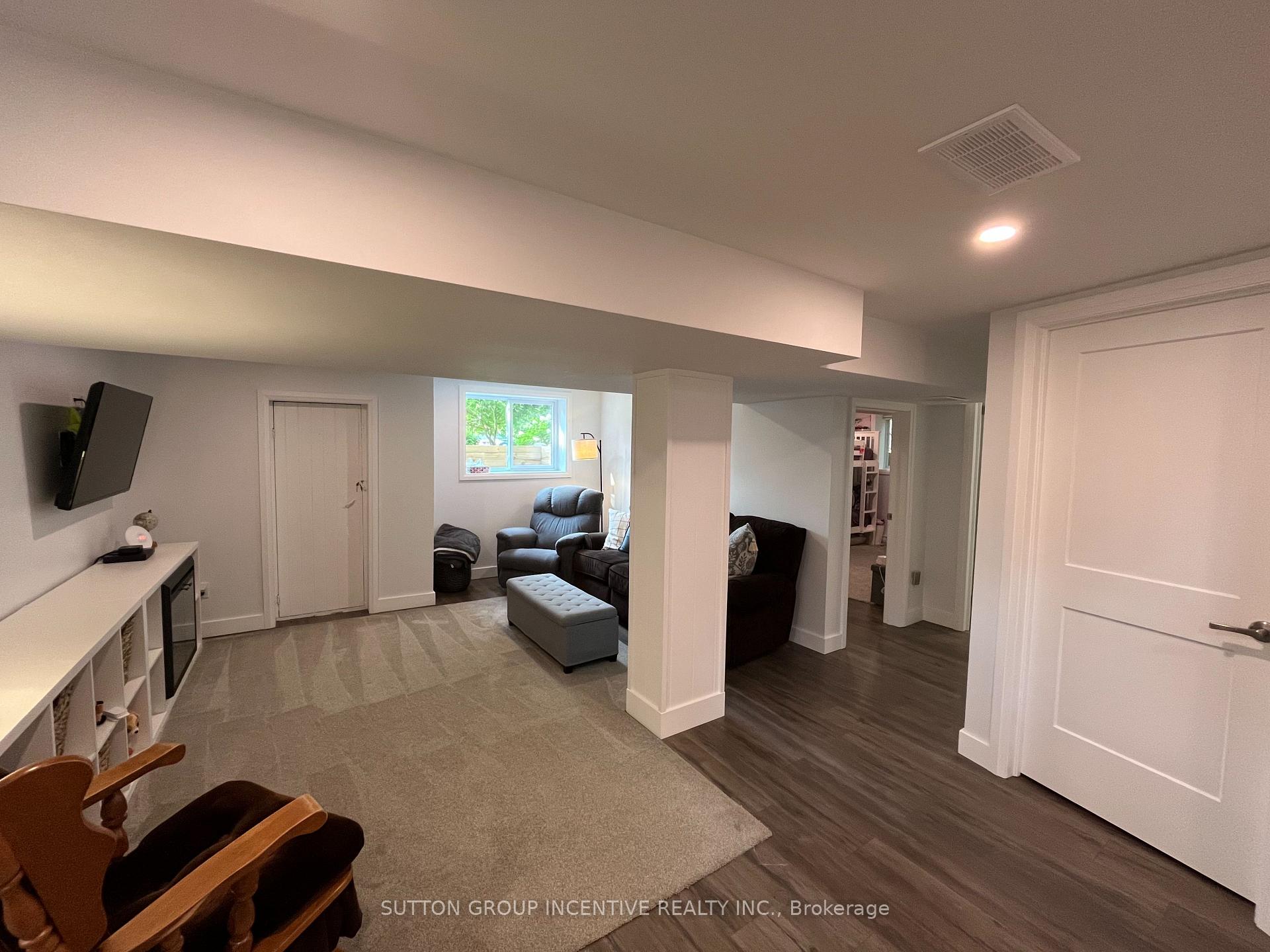 Photo 29 of 23 Northpark Road, Barrie, Wellington — HOMEH