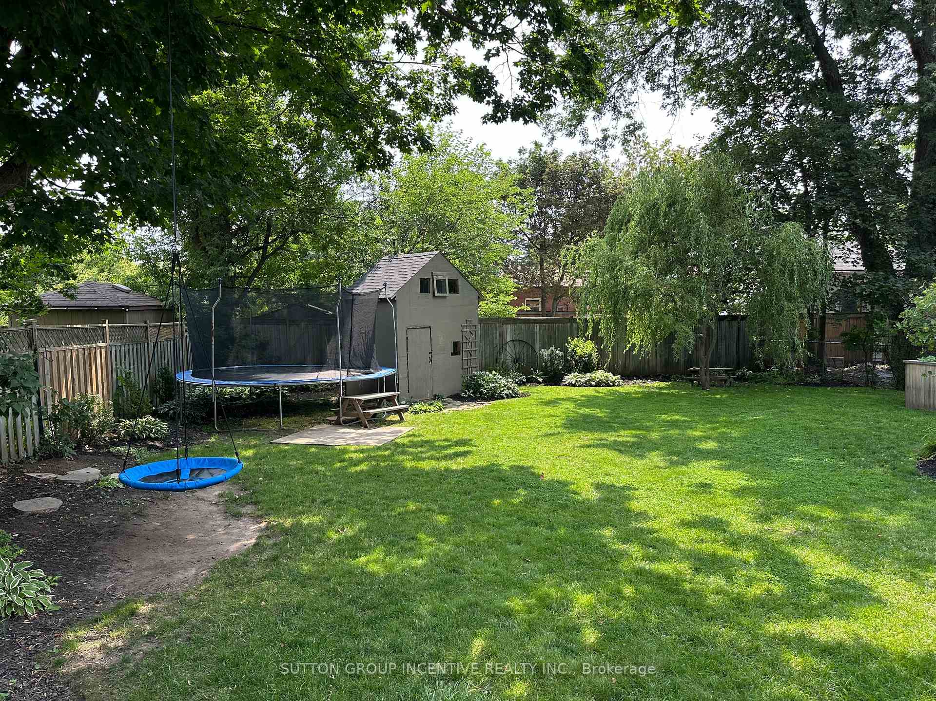 Photo 47 of 23 Northpark Road, Barrie, Wellington — HOMEH