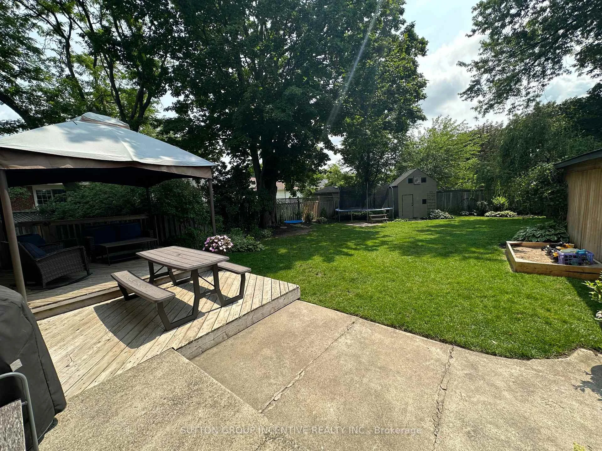 Photo 12 of 23 Northpark Road, Barrie, Wellington — HOMEH