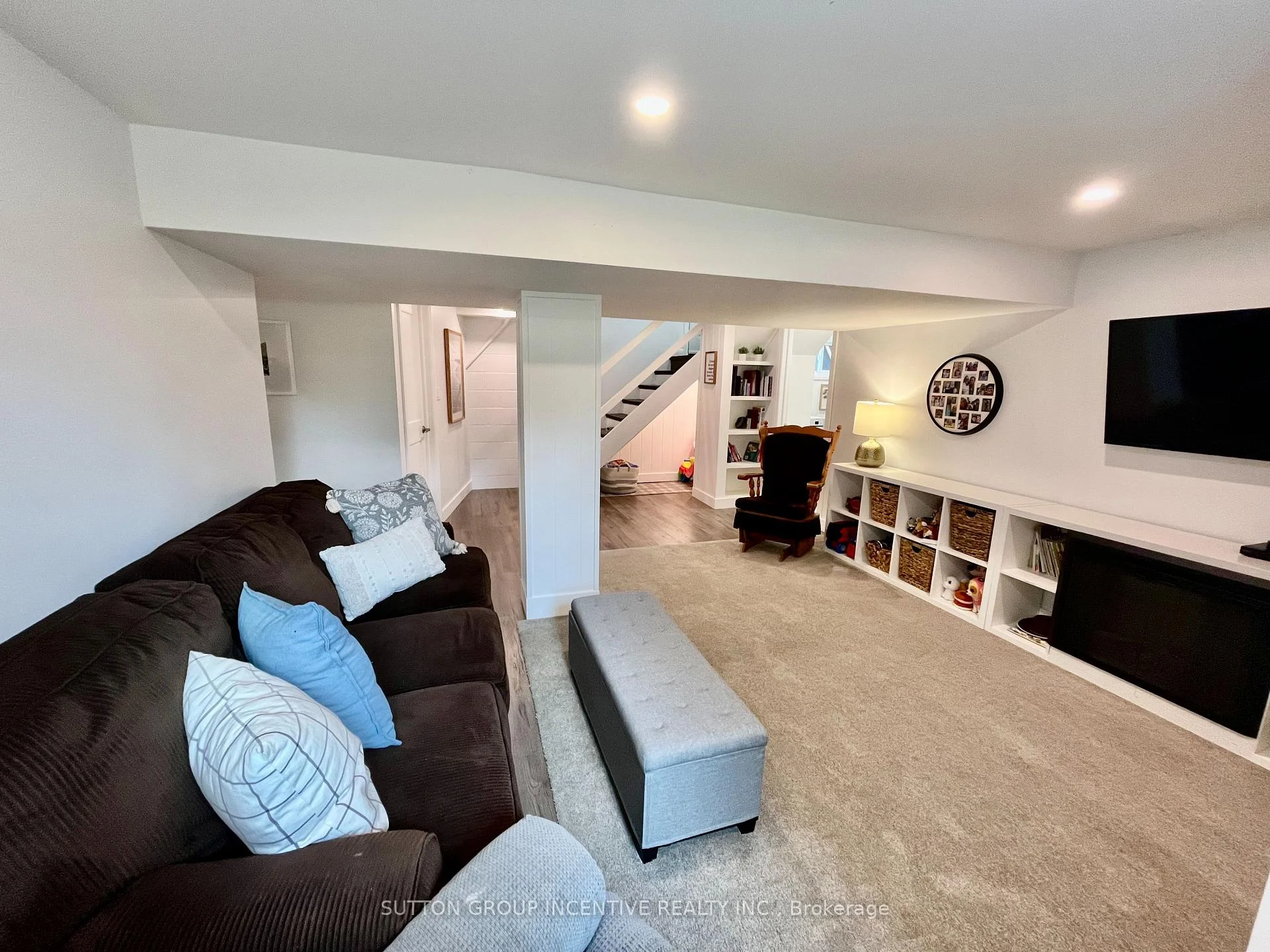 Photo 24 of 23 Northpark Road, Barrie, Wellington — HOMEH