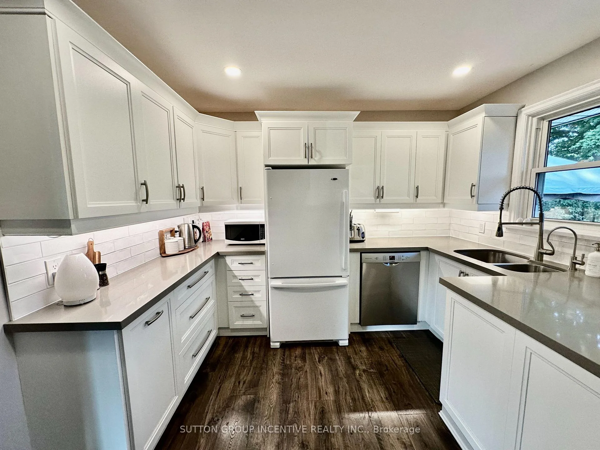 Photo 46 of 23 Northpark Road, Barrie, Wellington — HOMEH