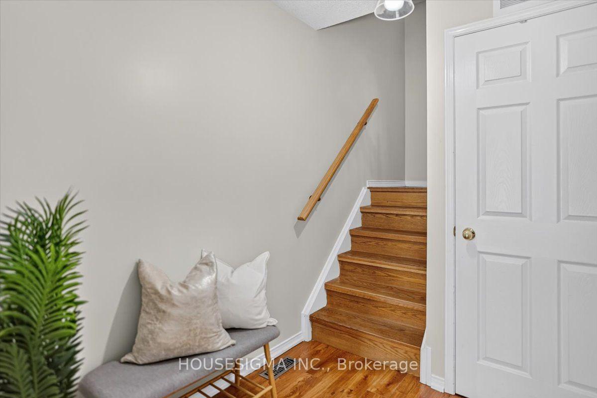 Photo 4 of 26 Linnell Street, Ajax, Central East — HOMEH