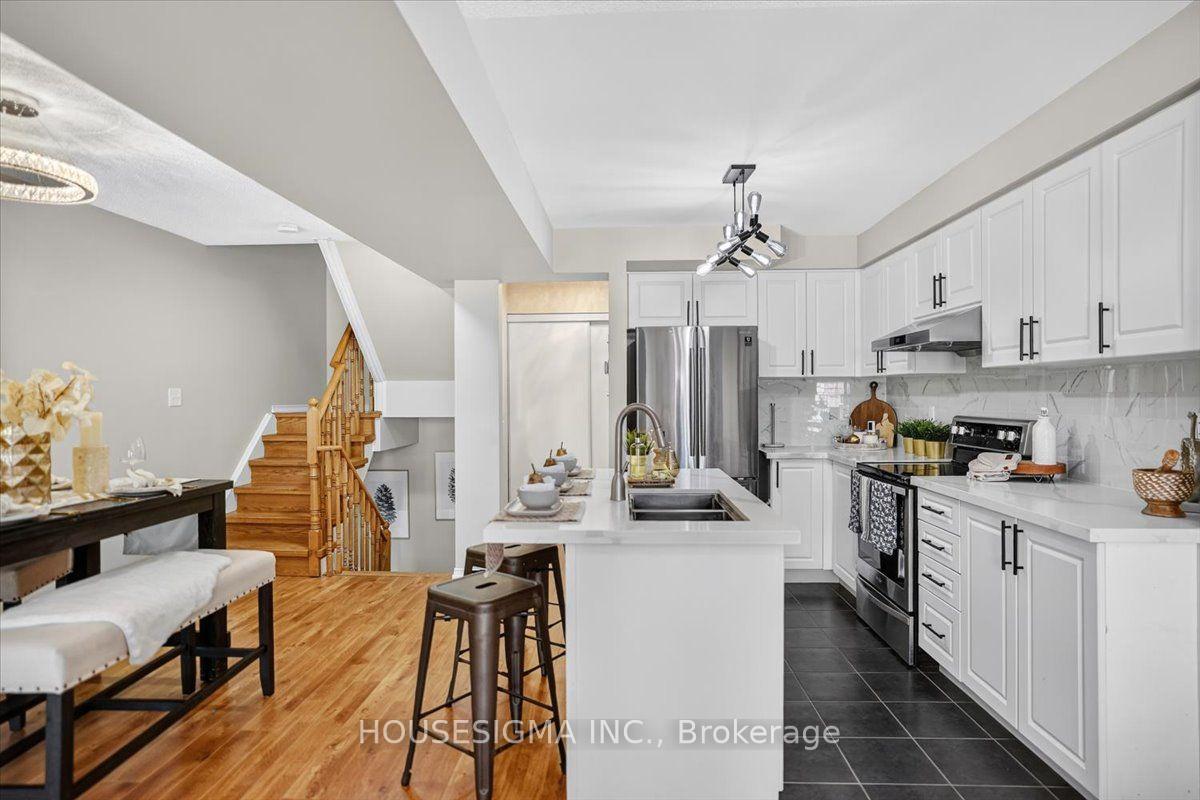 Photo 11 of 26 Linnell Street, Ajax, Central East — HOMEH