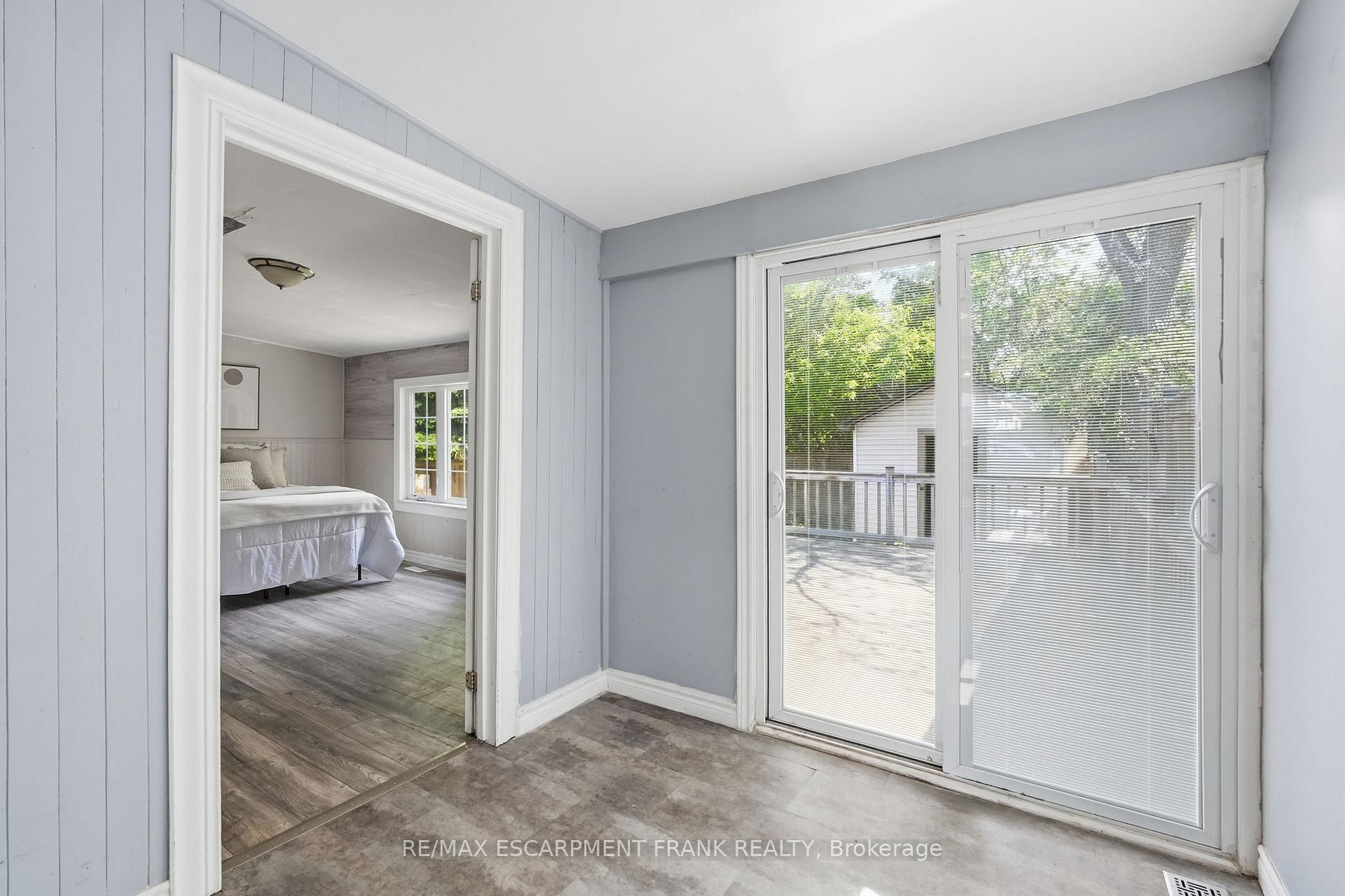 Photo 19 of 53 Dalhousie Avenue, Hamilton, Crown Point — HOMEH